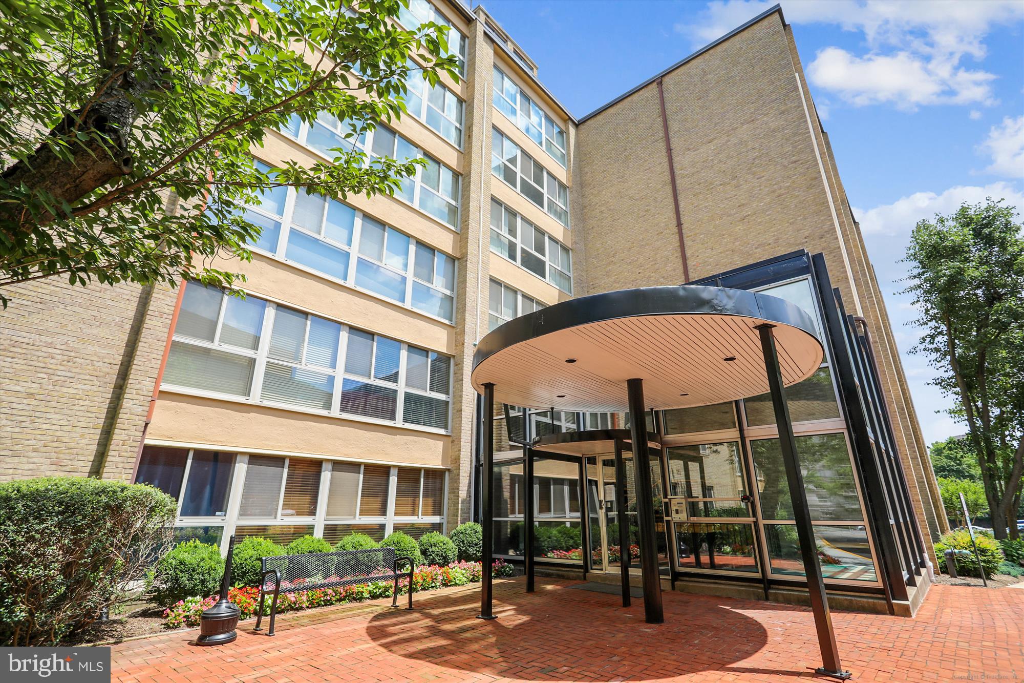 SUSSEX HOUSE - Residential