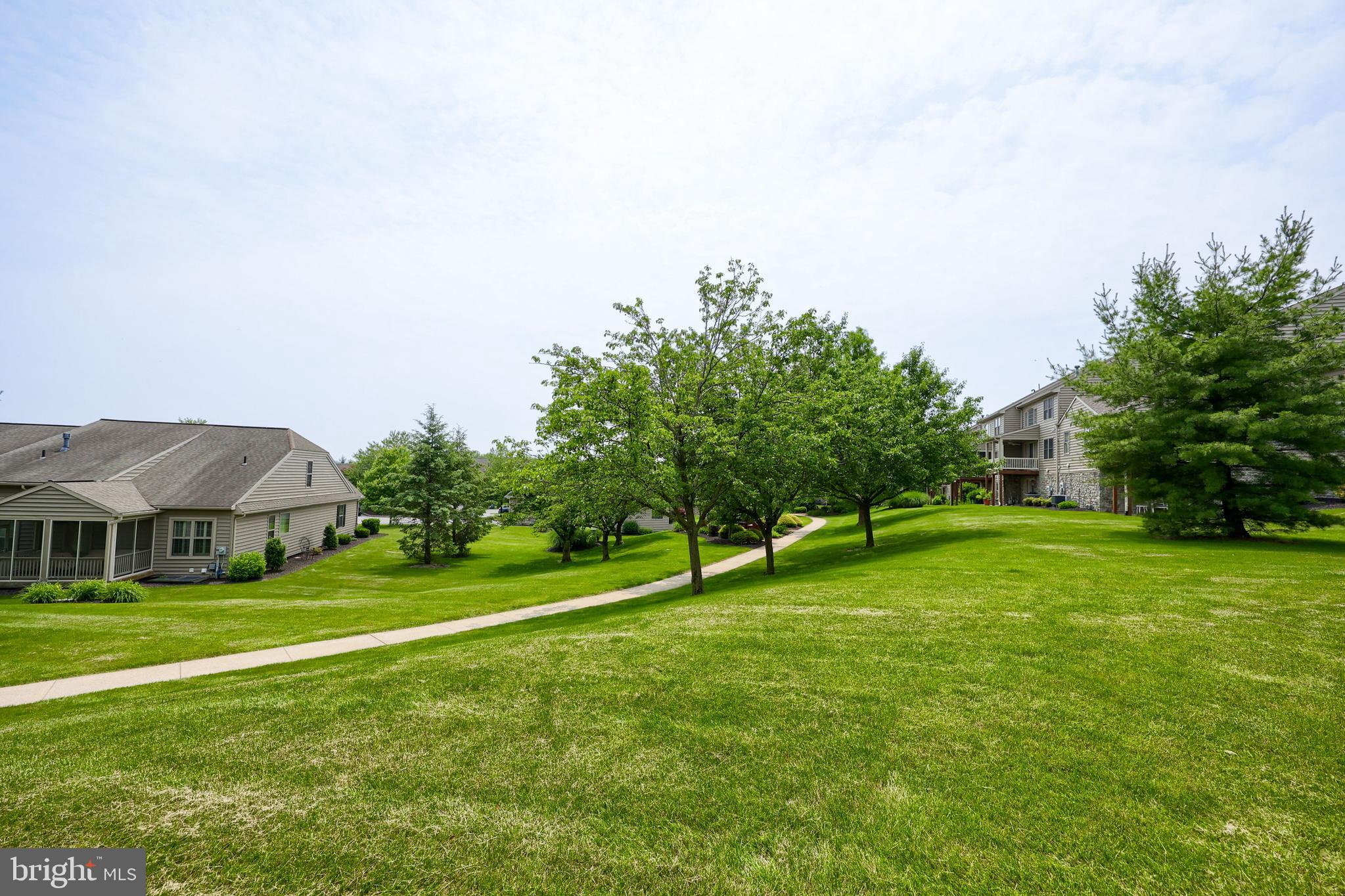 237 FIELDCREST LANE