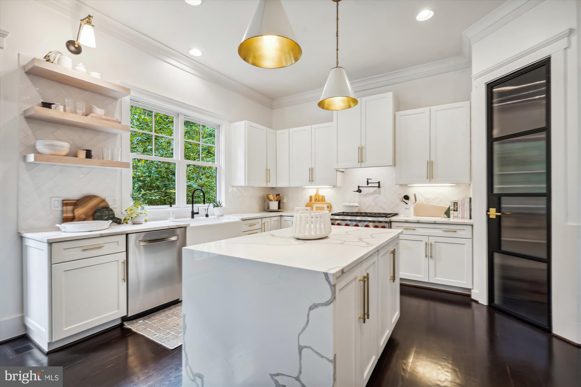 AYR HILL PARK - Residential