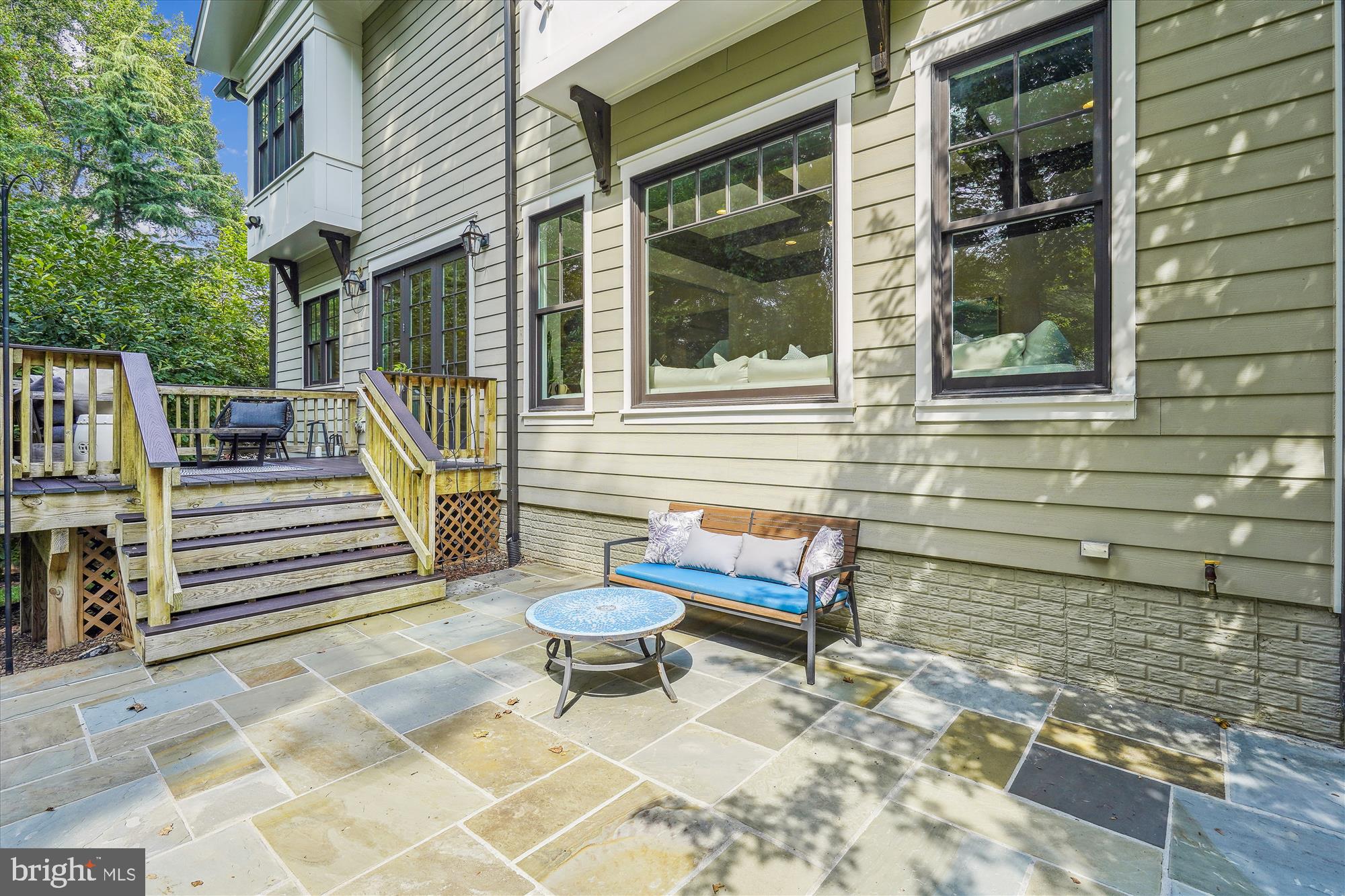 AYR HILL PARK - Residential