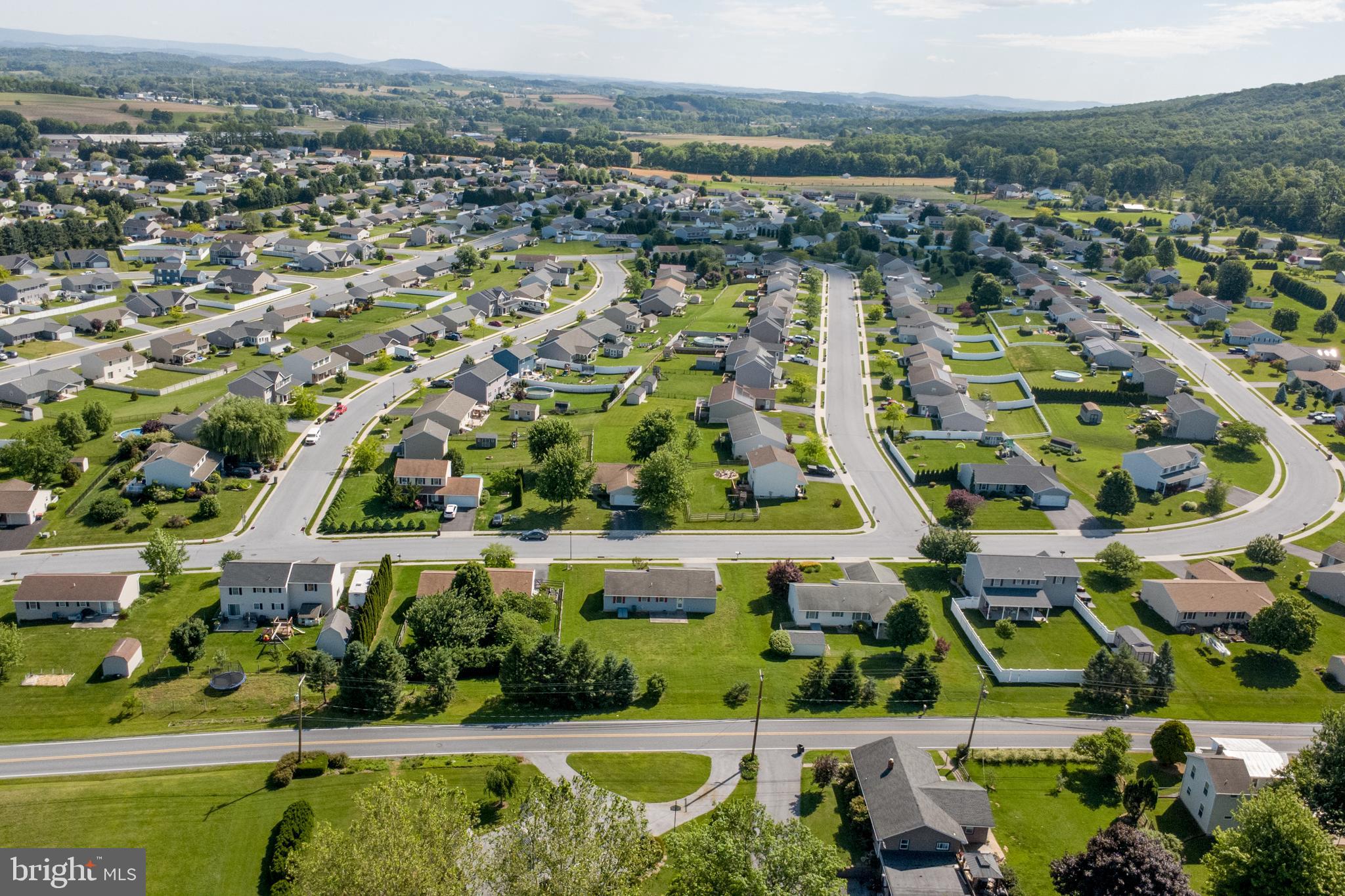NEWBURG VILLAGE - Residential