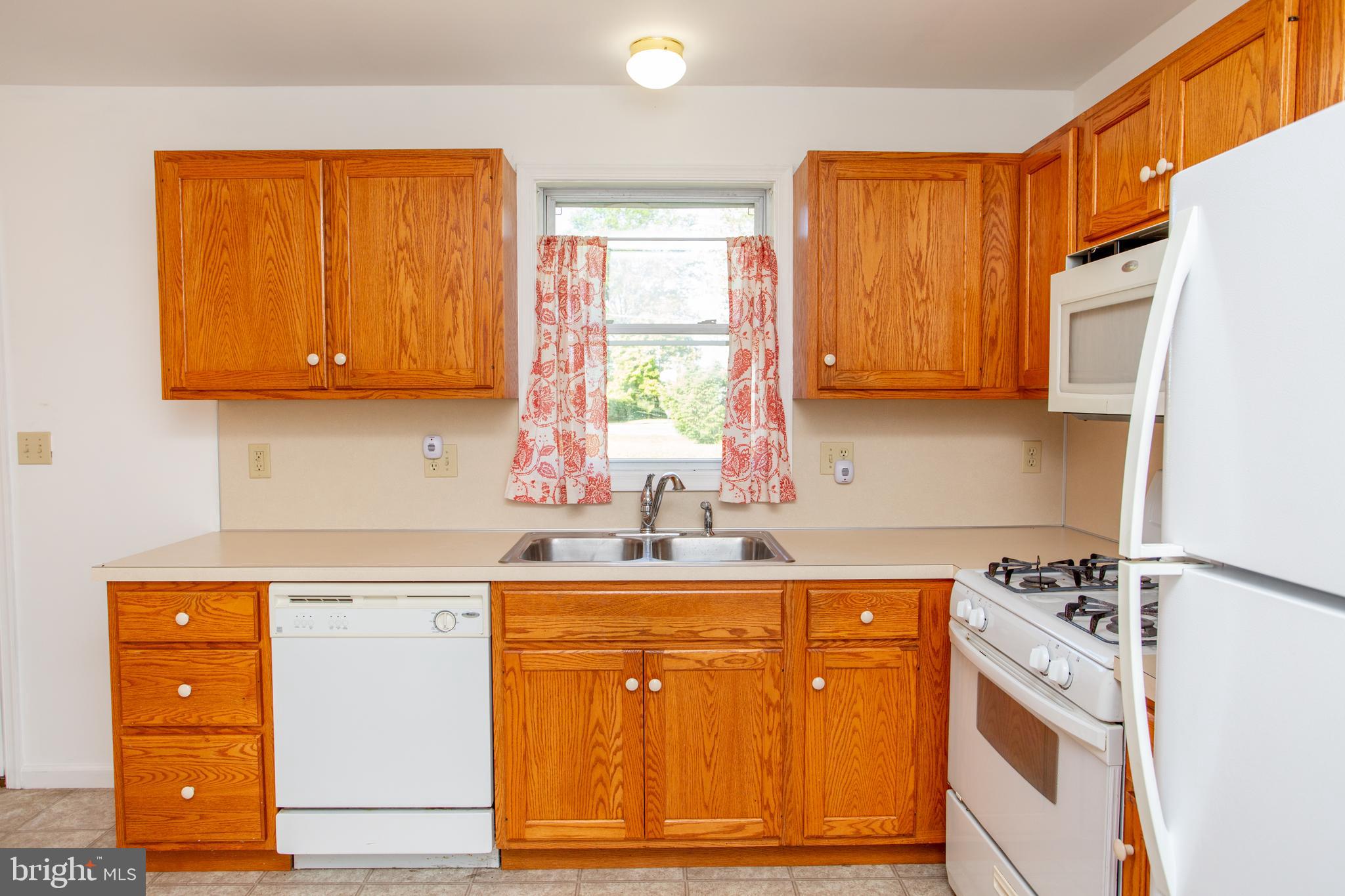 NEWBURG VILLAGE - Residential