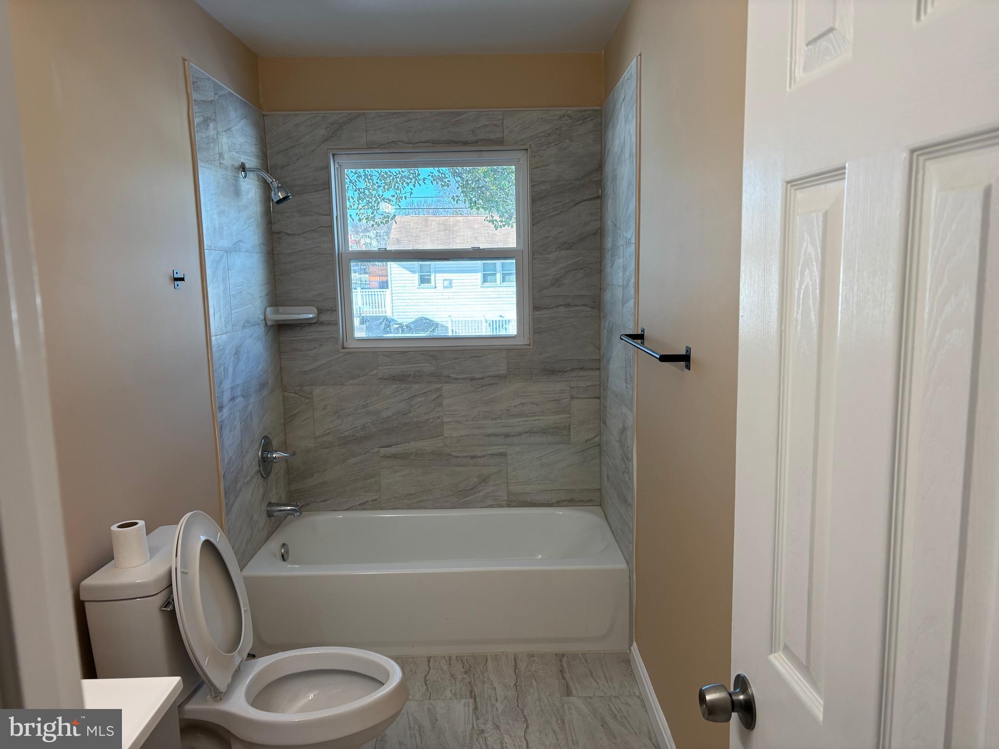 WINDSOR MILL - Residential