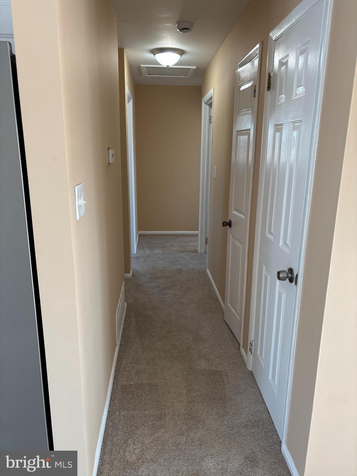 WINDSOR MILL - Residential