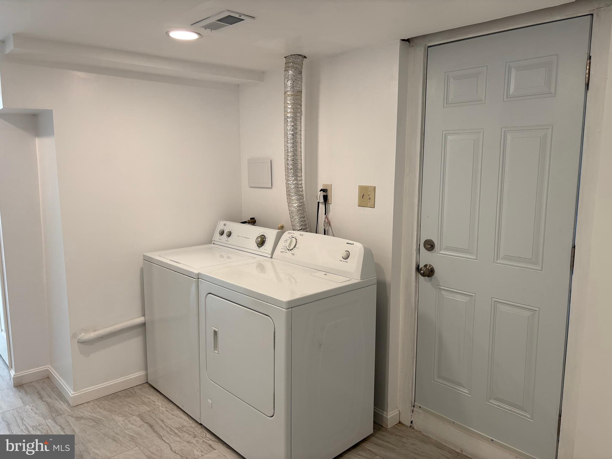 WINDSOR MILL - Residential