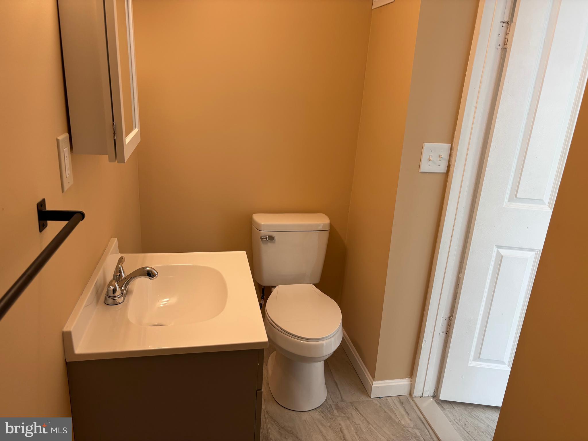 WINDSOR MILL - Residential