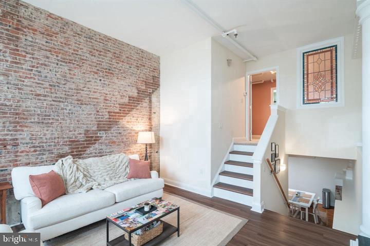 OLD CITY - Residential Lease