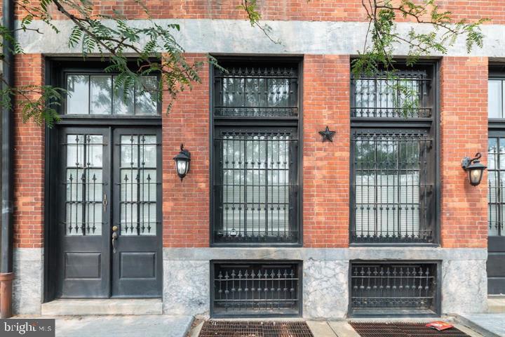 OLD CITY - Residential Lease