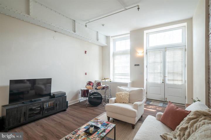 OLD CITY - Residential Lease