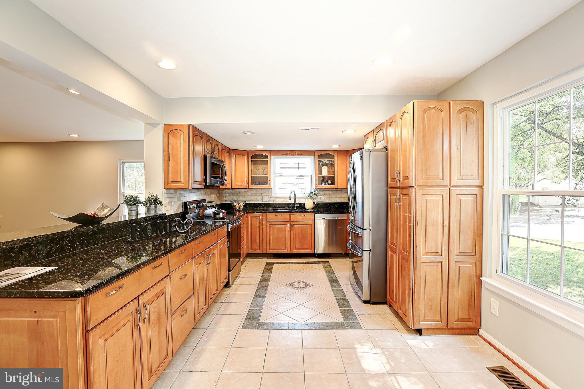 MACGILLS COMMON - Residential