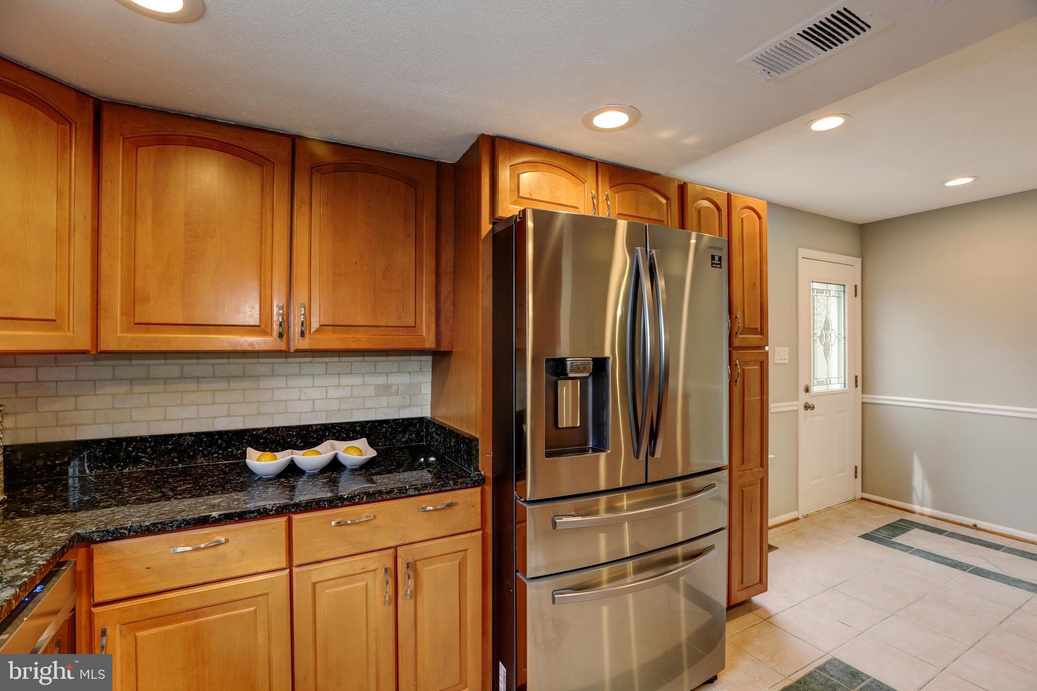 MACGILLS COMMON - Residential