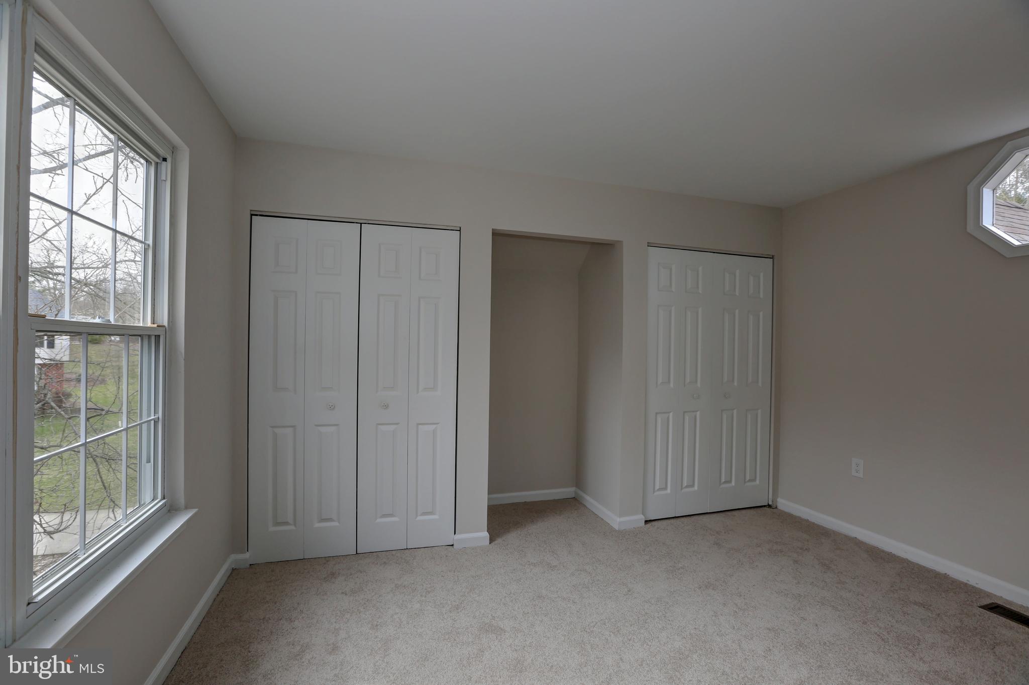 MACGILLS COMMON - Residential