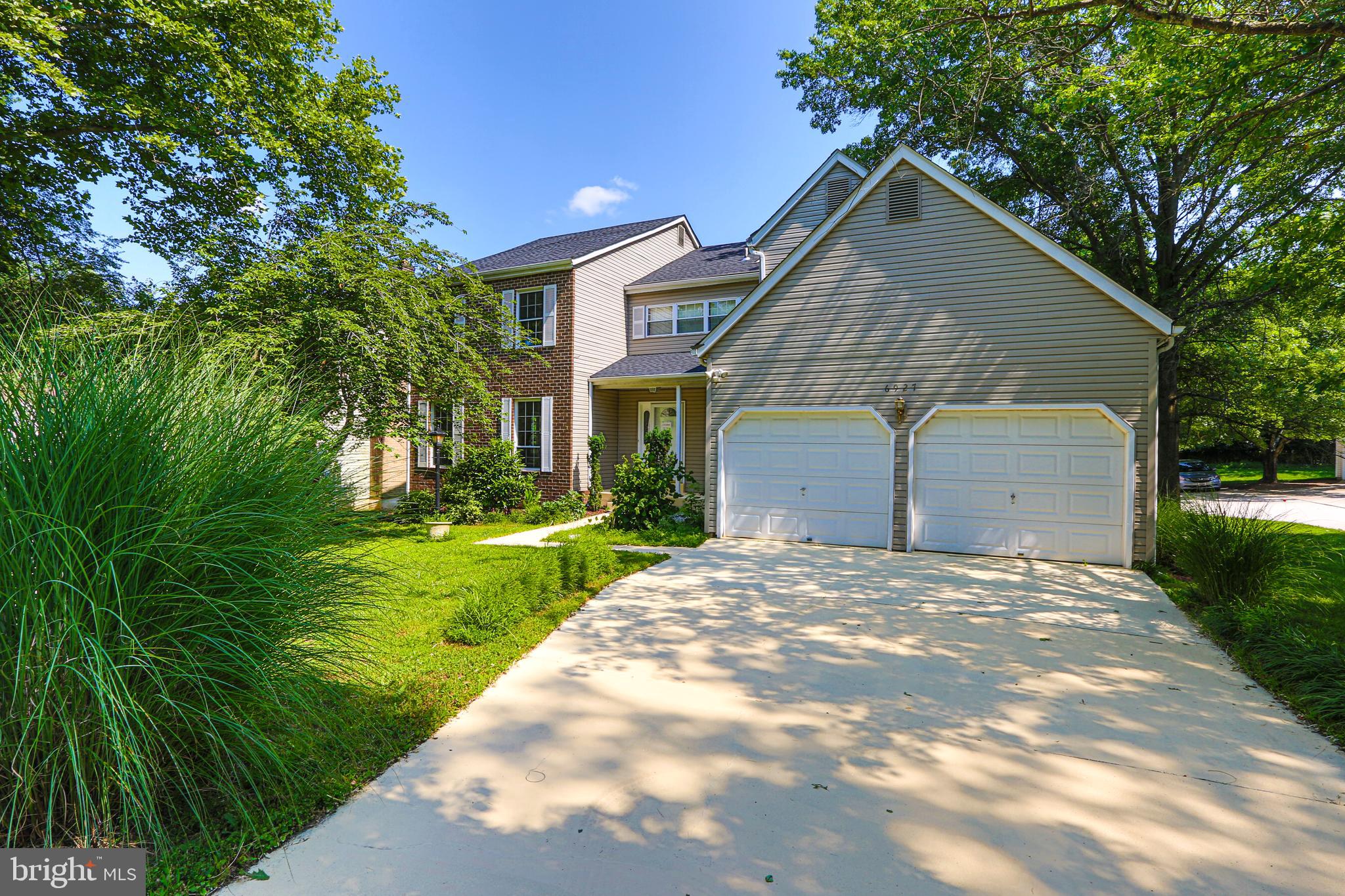 MACGILLS COMMON - Residential