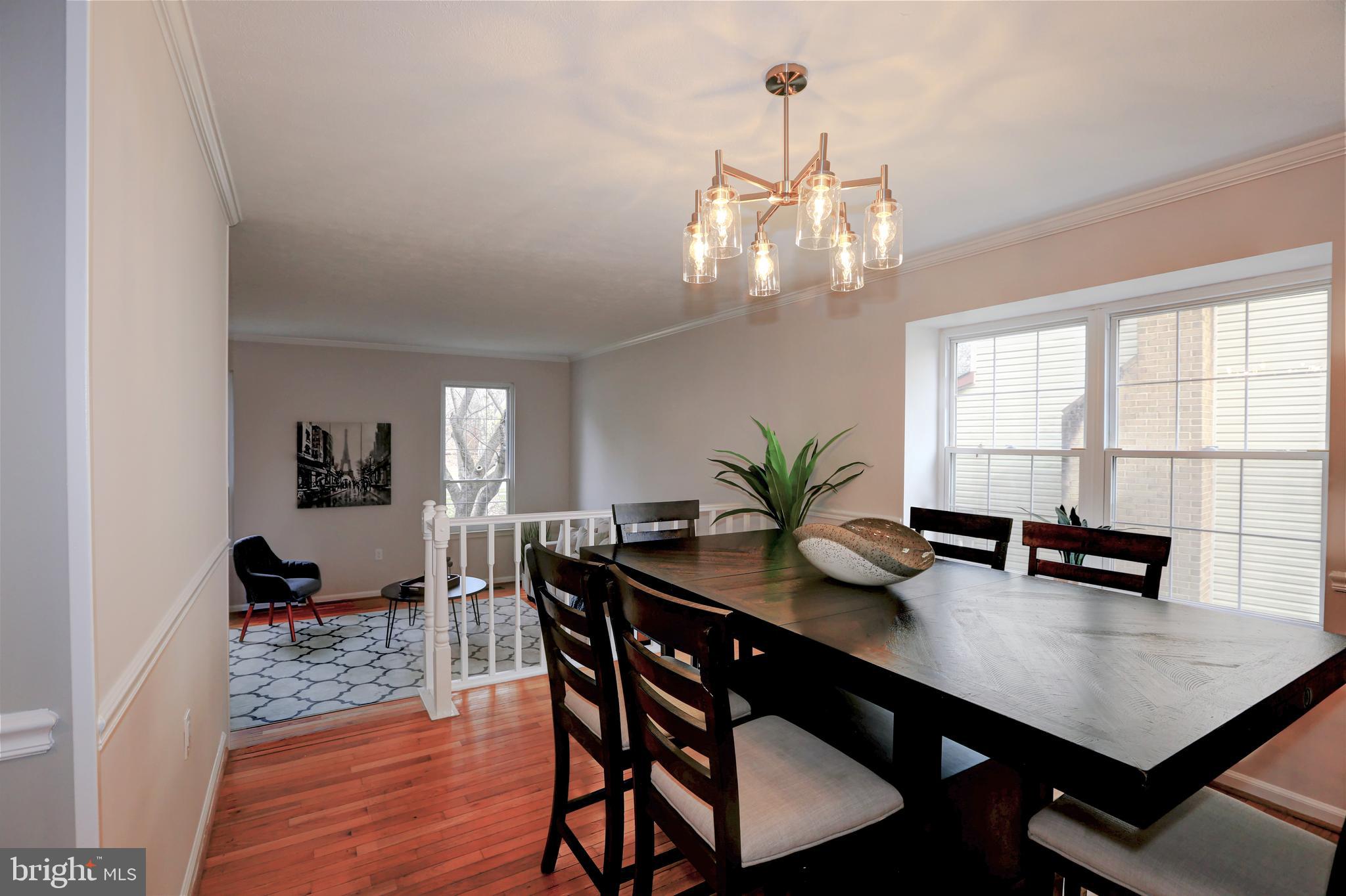 MACGILLS COMMON - Residential