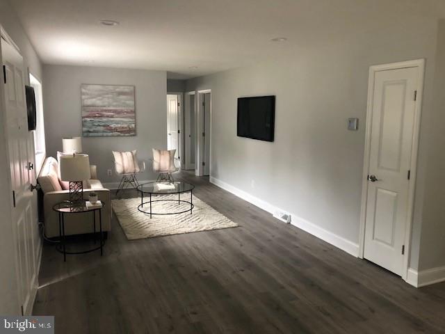 OAKRIDGE - Residential