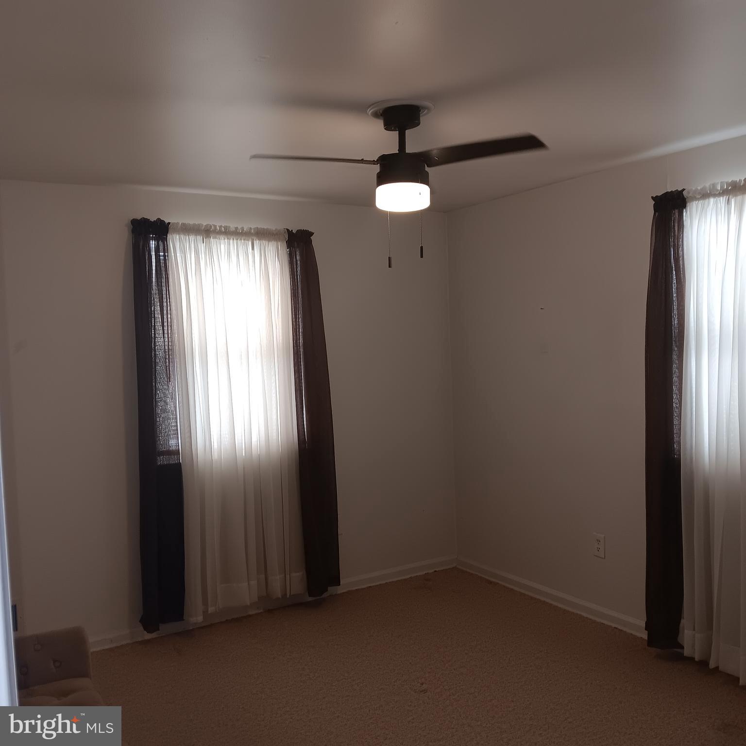 OLD TOWNE VILLAGE CONDOMINIUMS - Residential