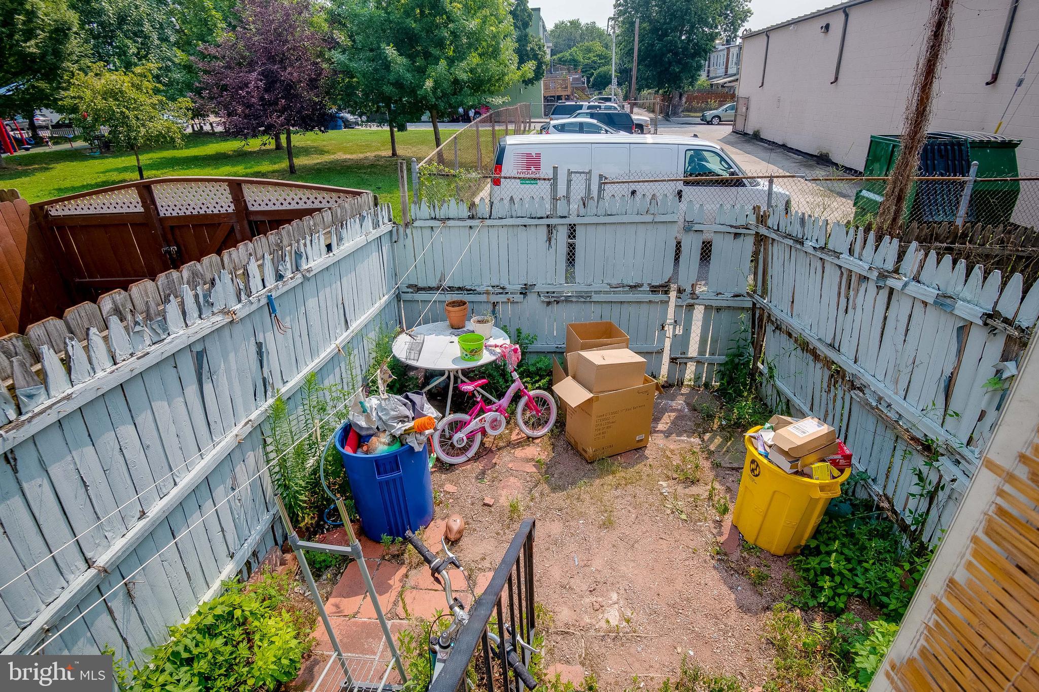 HAMPDEN HISTORIC DISTRICT - Residential