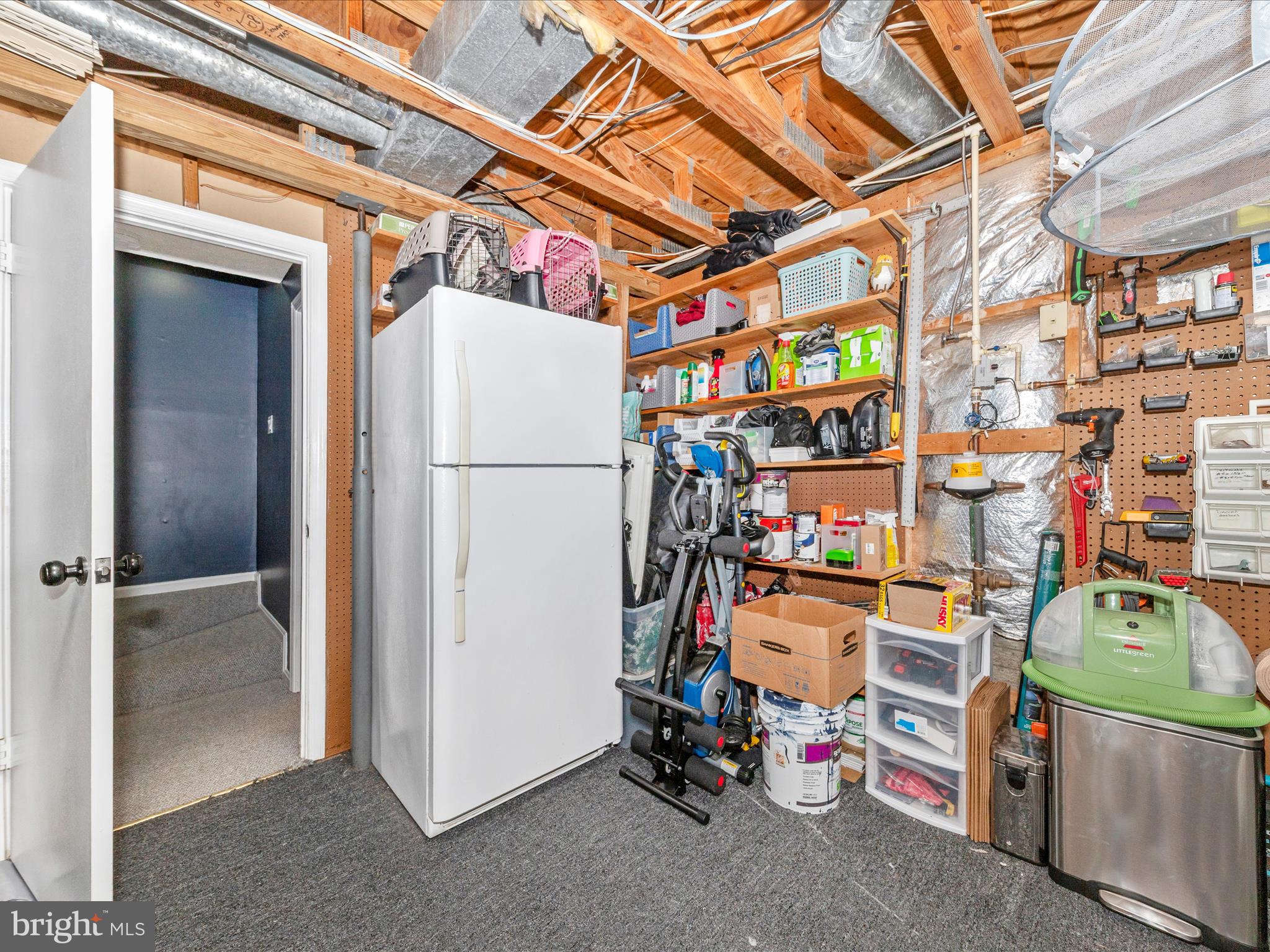 OAK VIEW VILLAGE - Residential