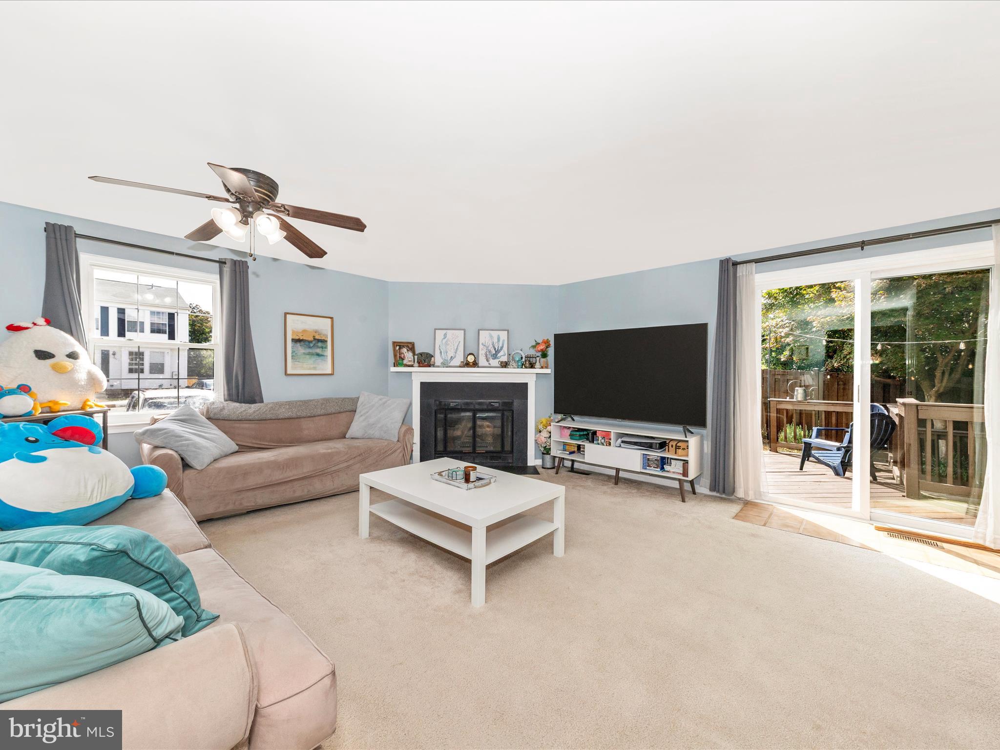 OAK VIEW VILLAGE - Residential