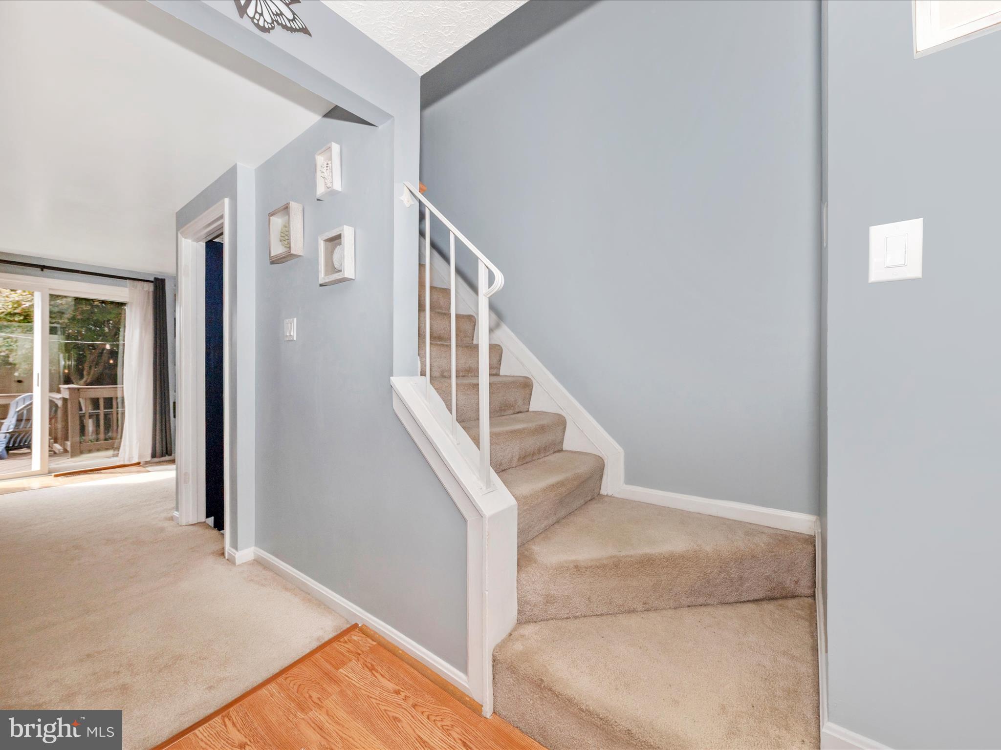 OAK VIEW VILLAGE - Residential