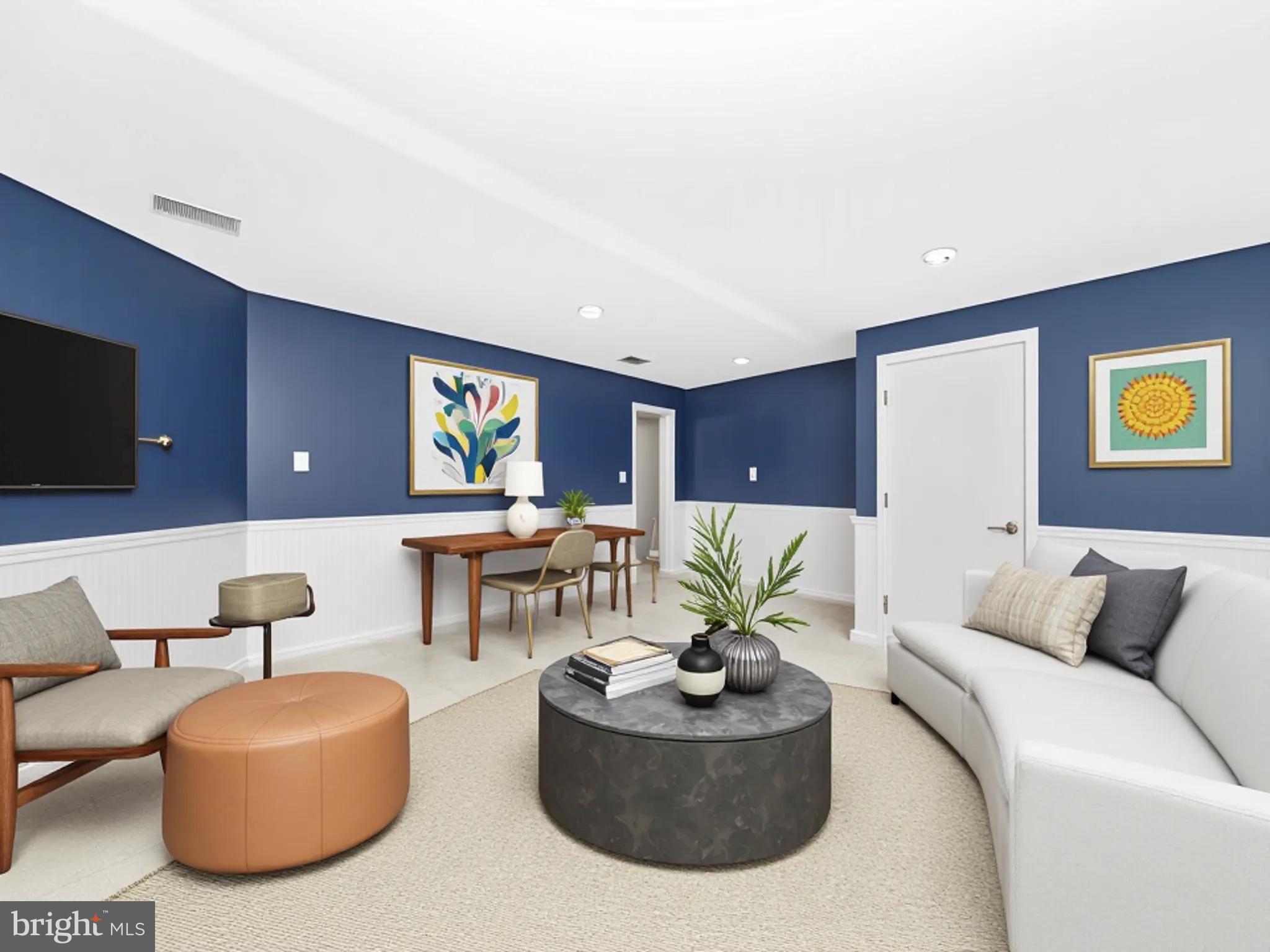 OAK VIEW VILLAGE - Residential