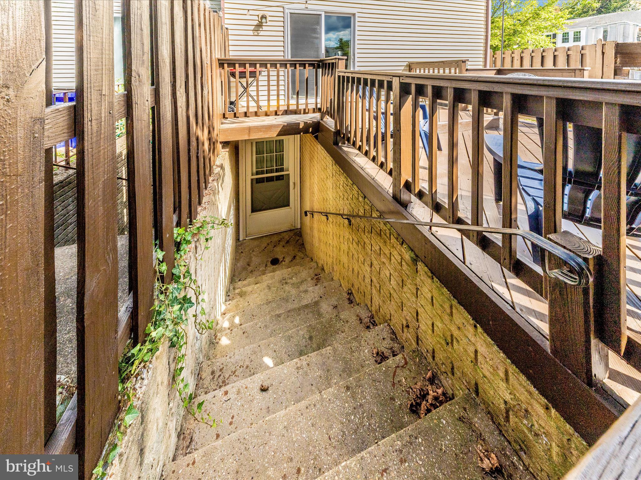 OAK VIEW VILLAGE - Residential