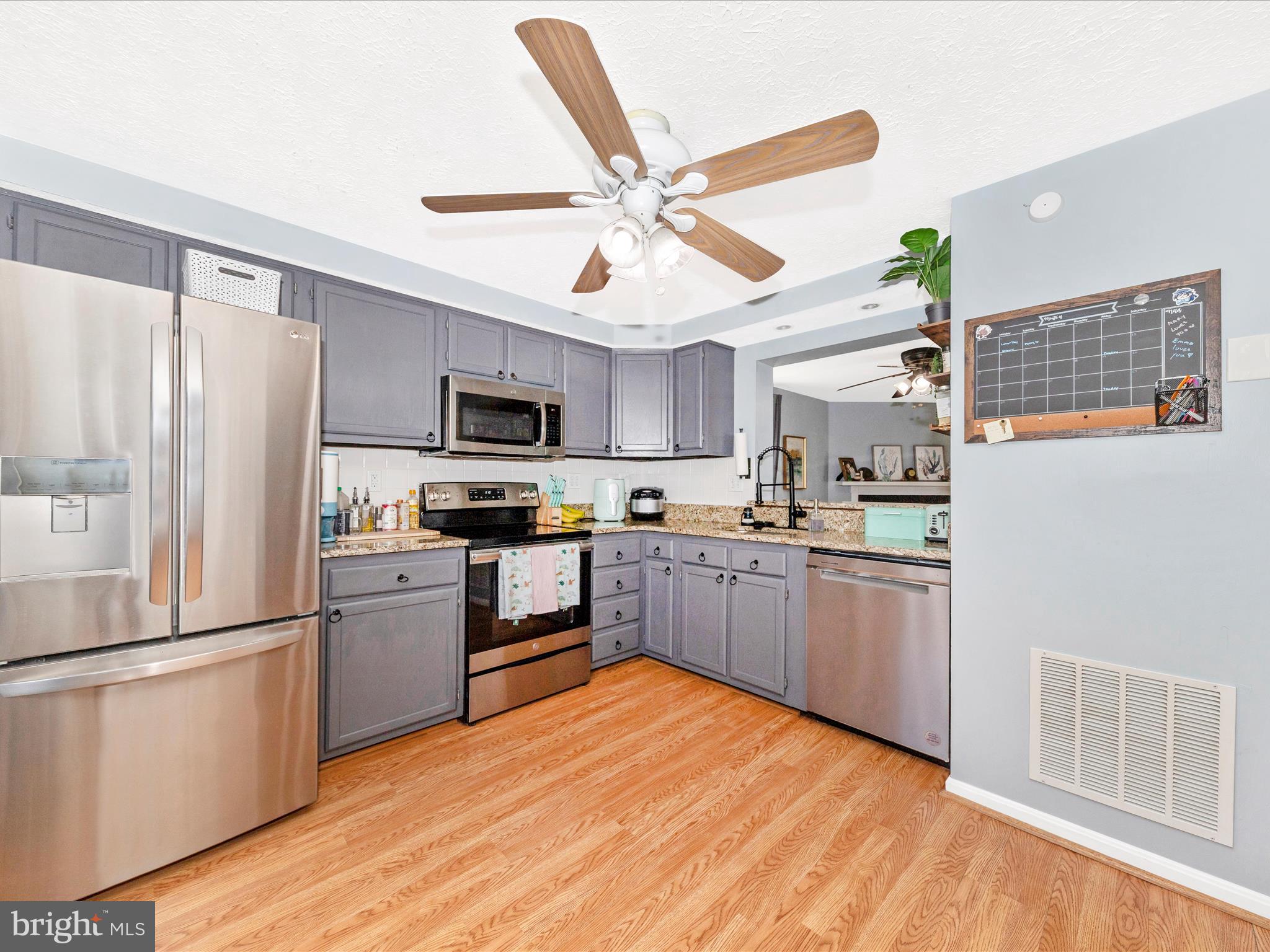 OAK VIEW VILLAGE - Residential