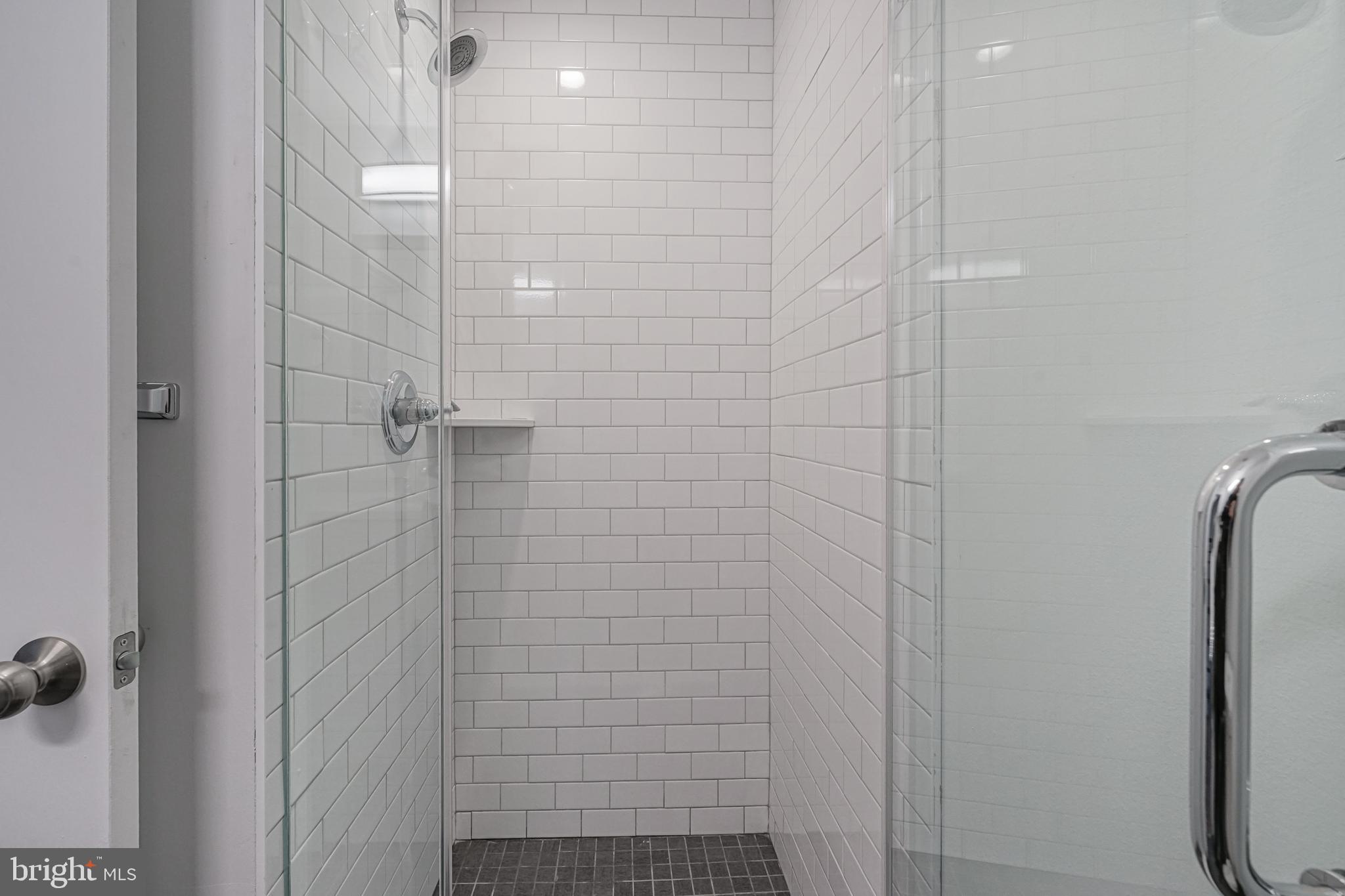 EAST KENSINGTON - Residential Lease