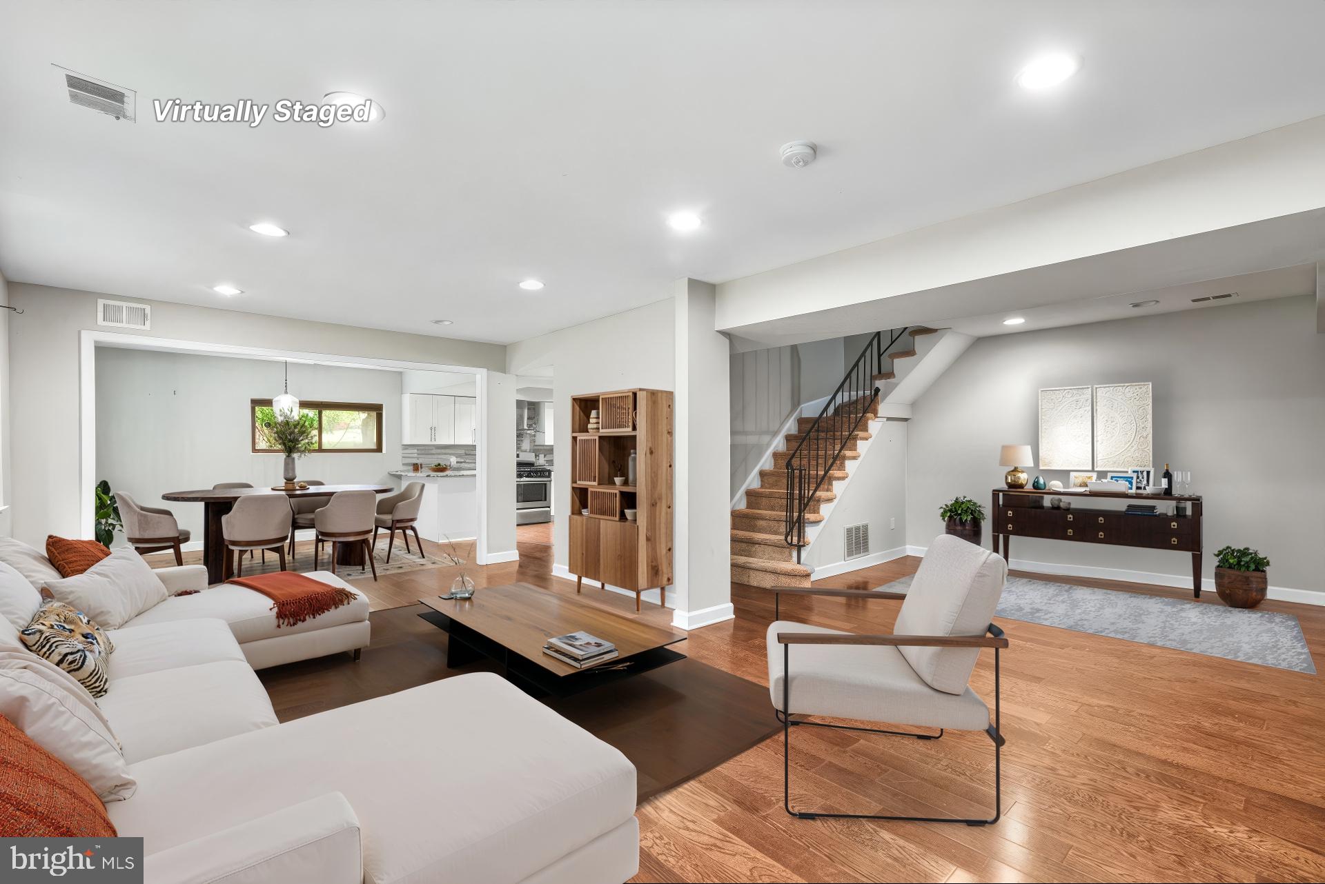 9607 MUIRFIELD DRIVE