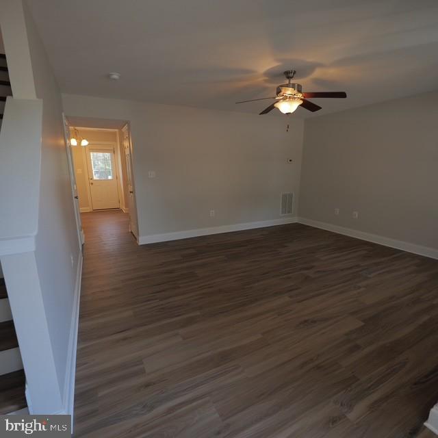 RIVERSIDE FARMS - Residential Lease