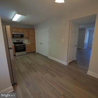 RIVERSIDE FARMS - Residential Lease