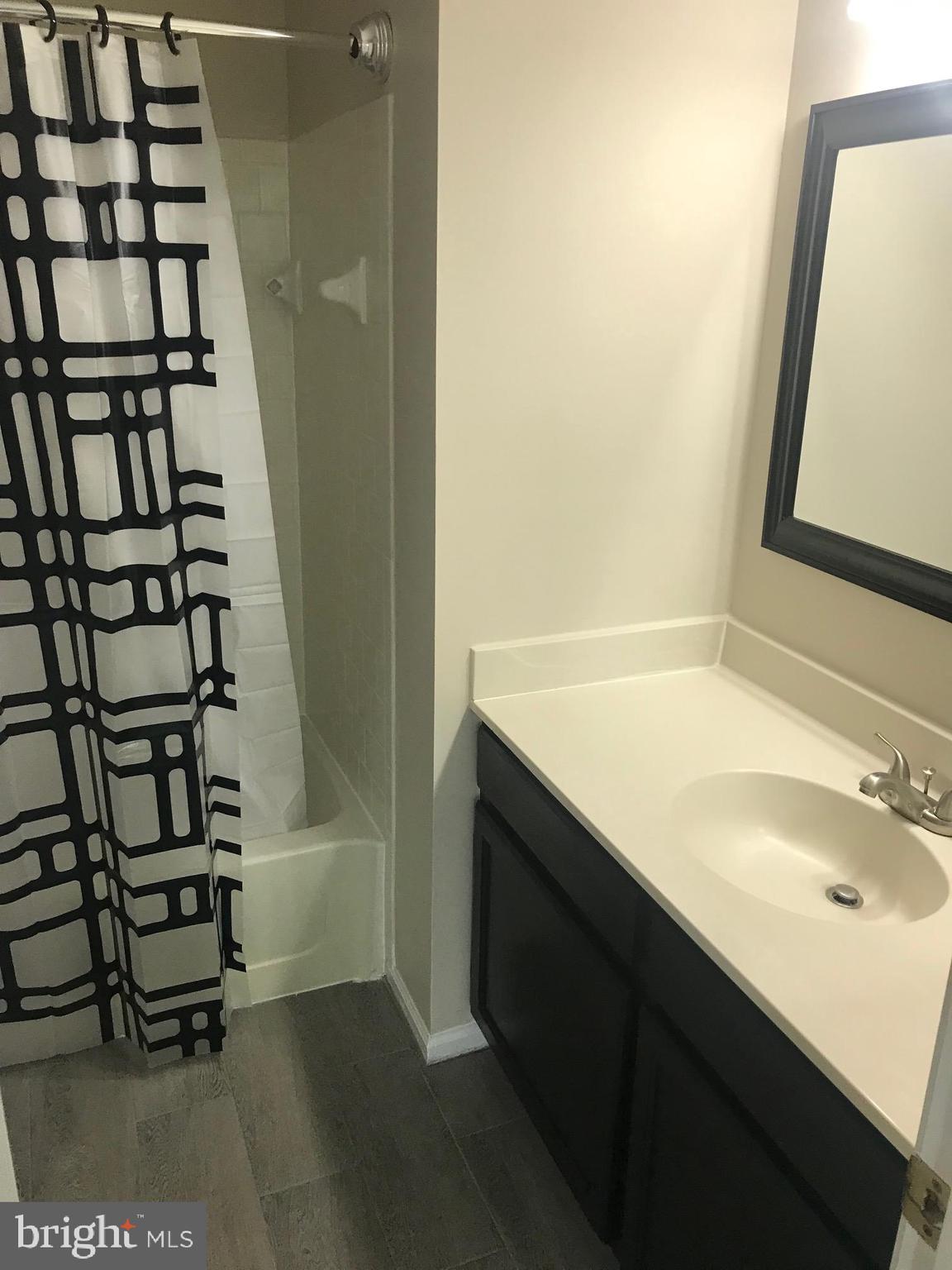 FOX CREEK - Residential Lease