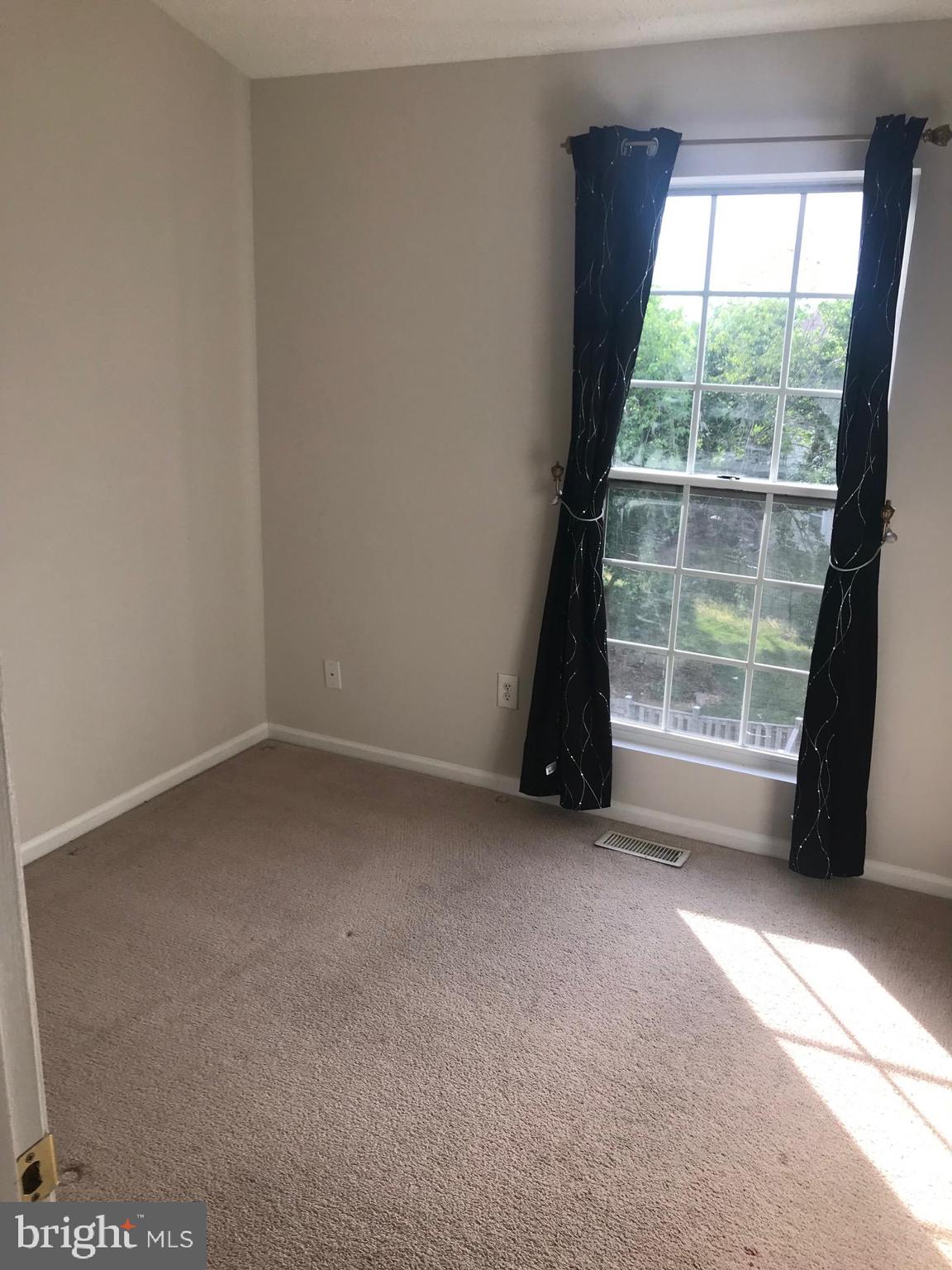 FOX CREEK - Residential Lease