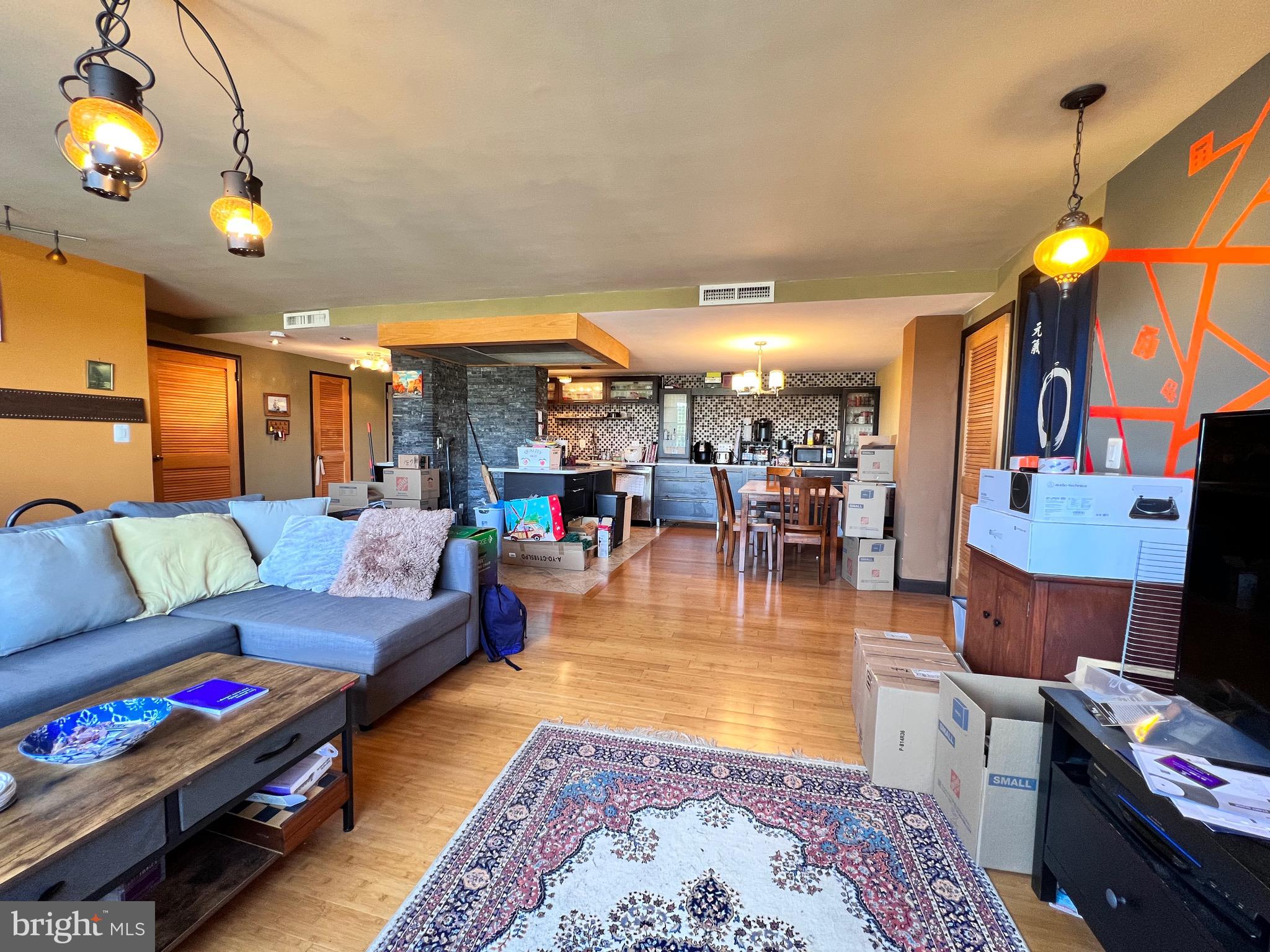 FORTY SIX HUNDRED - Residential Lease