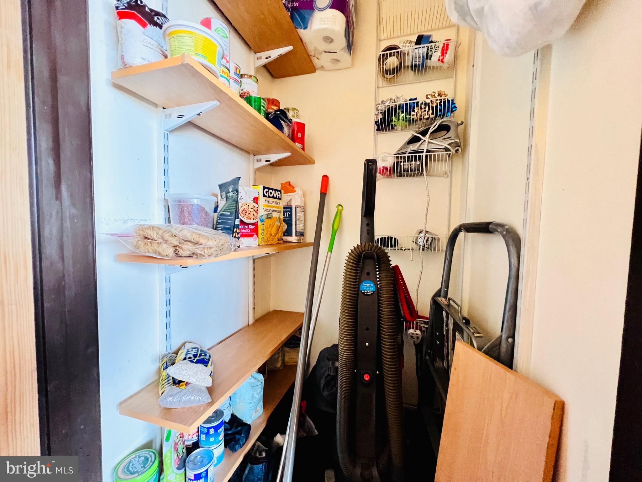 FORTY SIX HUNDRED - Residential Lease