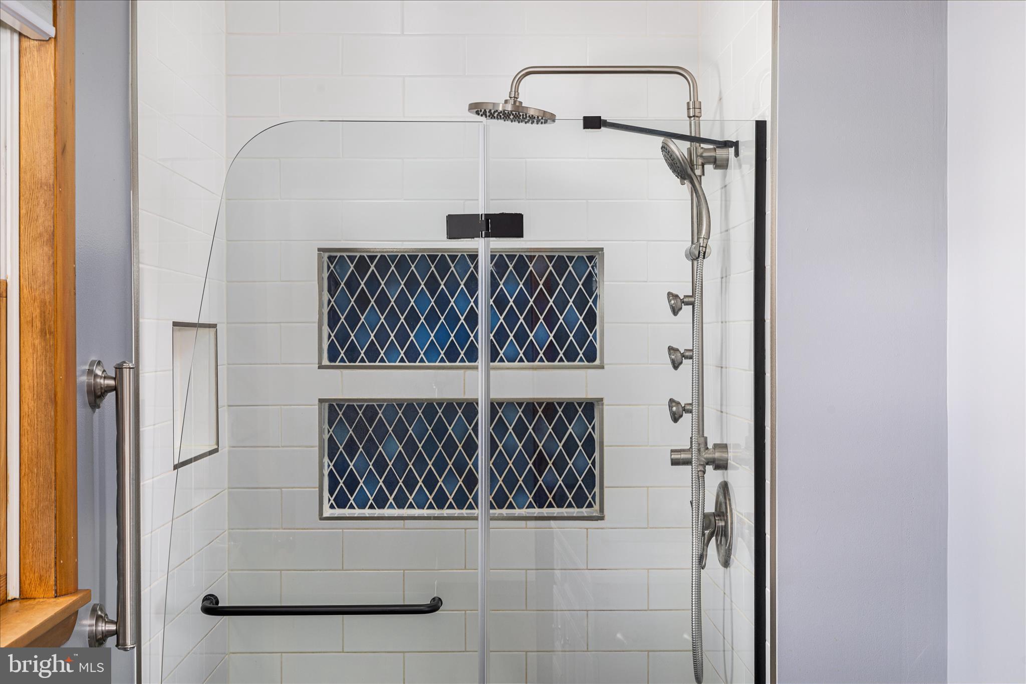 SHRUM AND HELSLEY - Residential