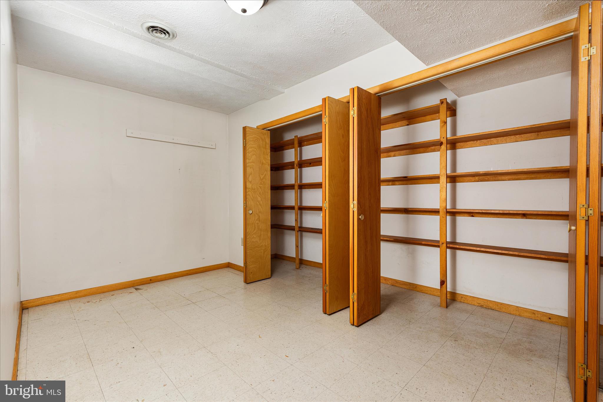 SHRUM AND HELSLEY - Residential