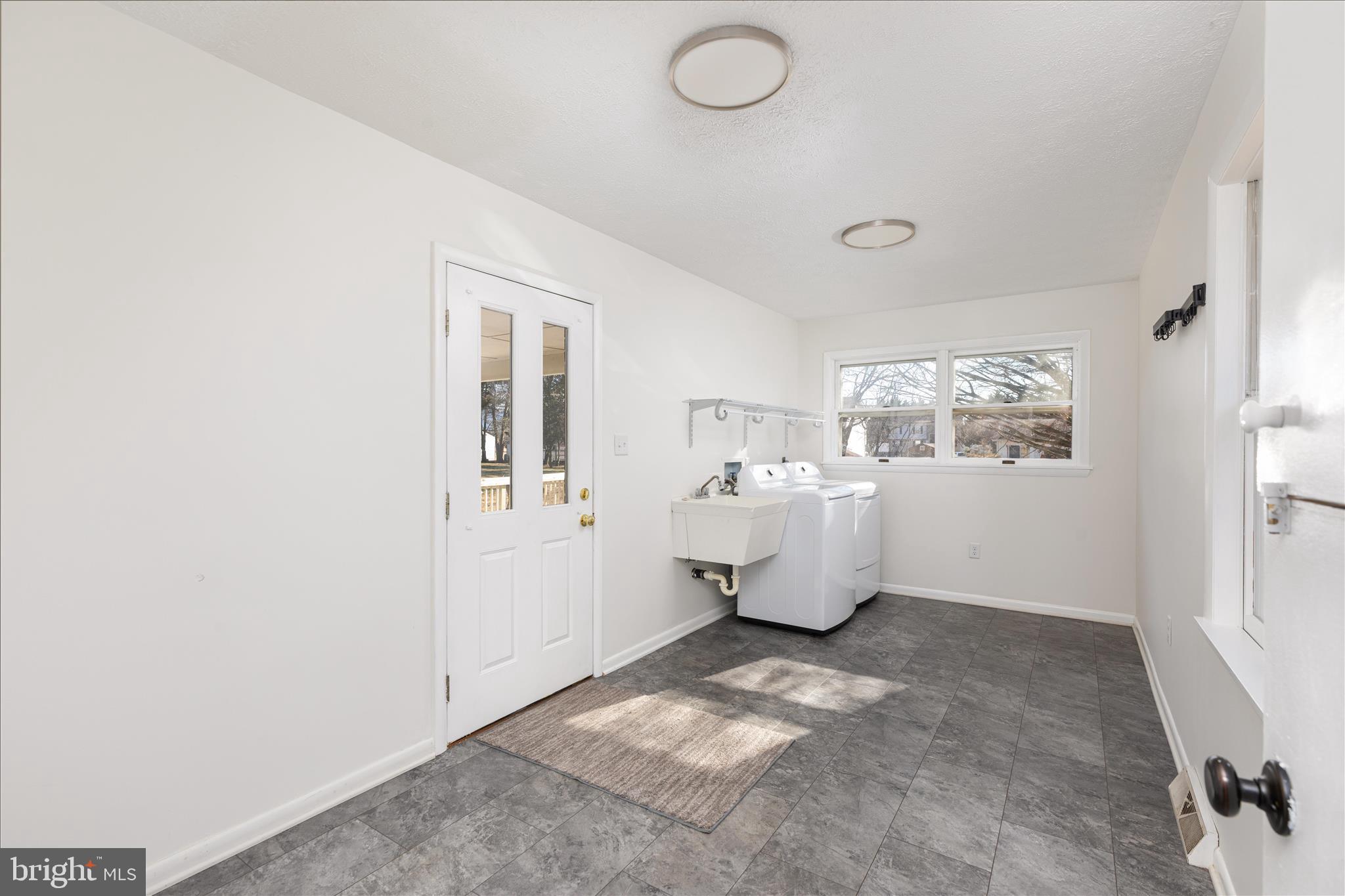 SHRUM AND HELSLEY - Residential