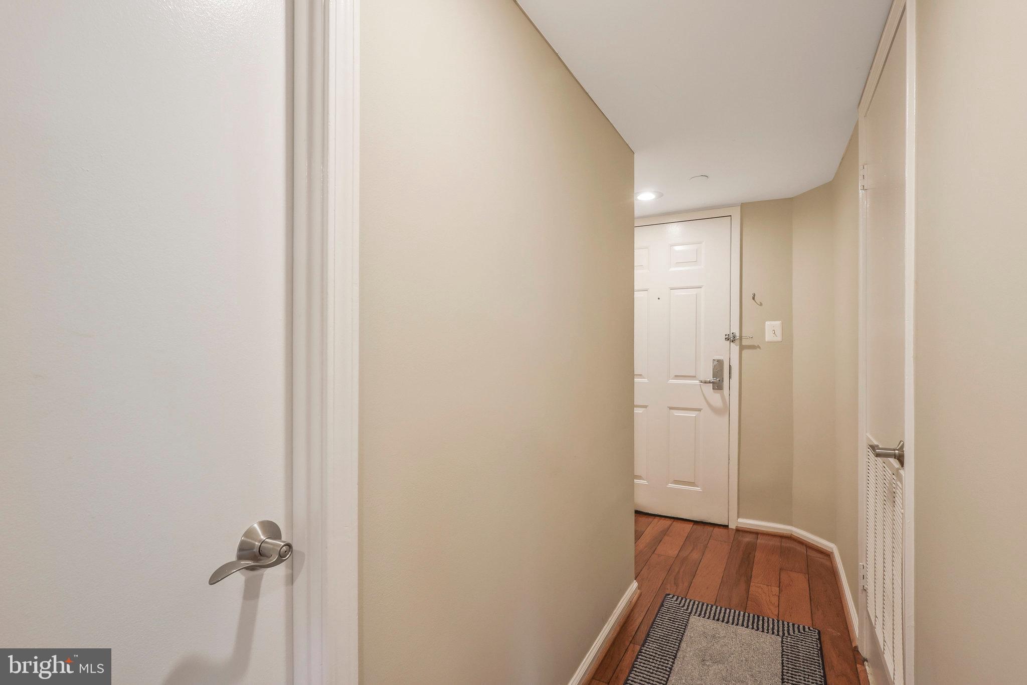 EASTVIEW AT BALLSTON METRO - Residential Lease