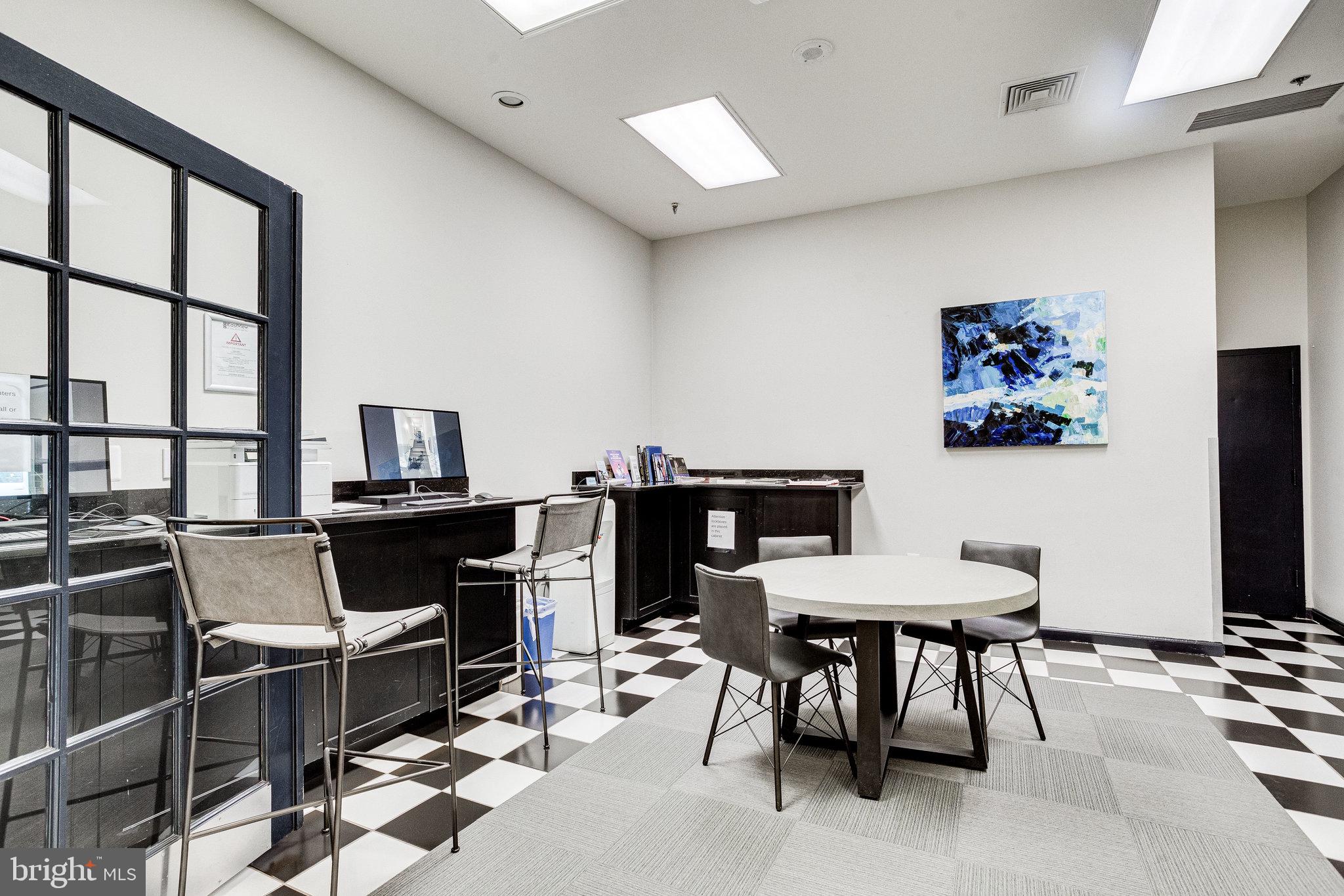 EASTVIEW AT BALLSTON METRO - Residential Lease