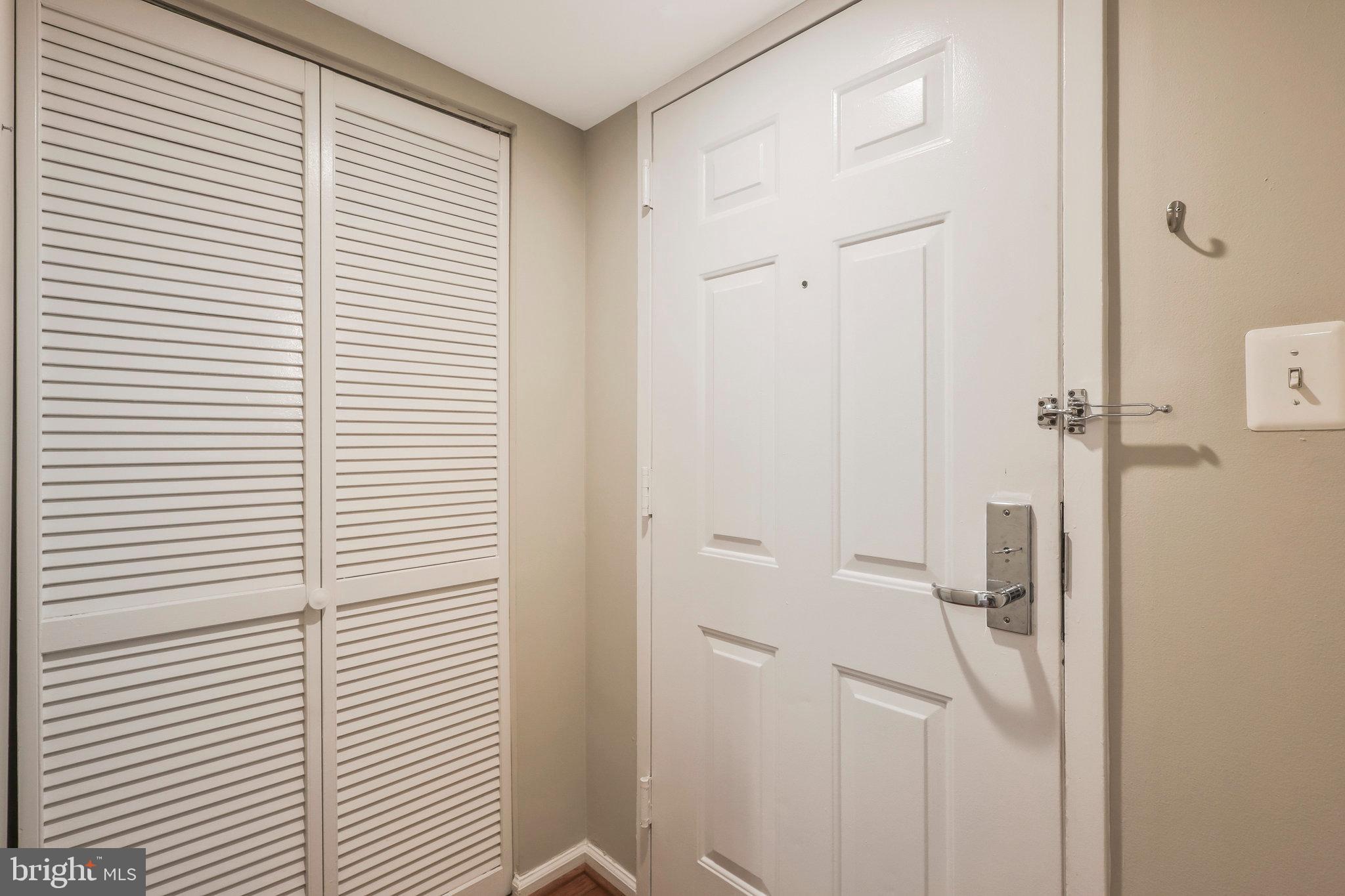 EASTVIEW AT BALLSTON METRO - Residential Lease