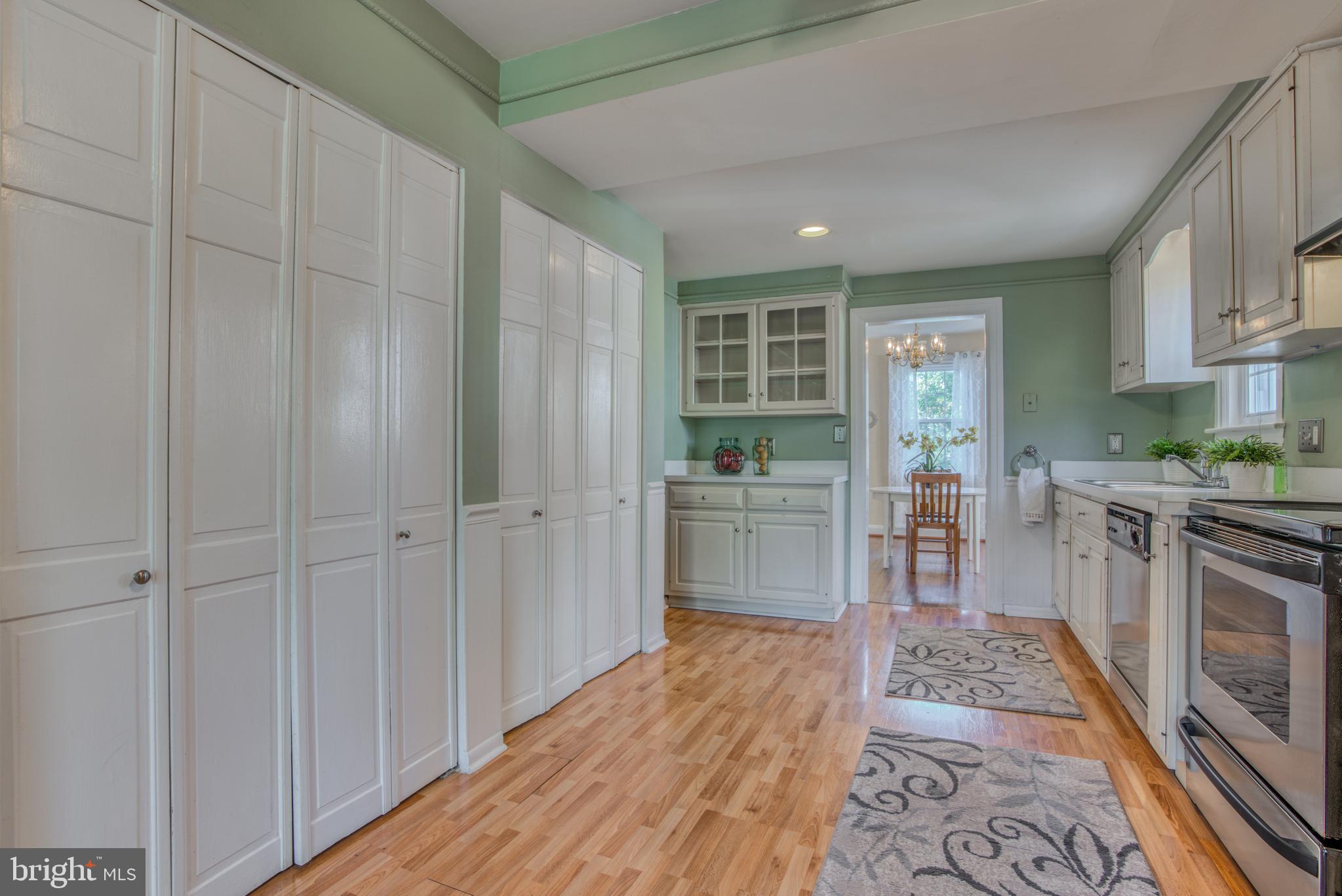 PARKVILLE - Residential