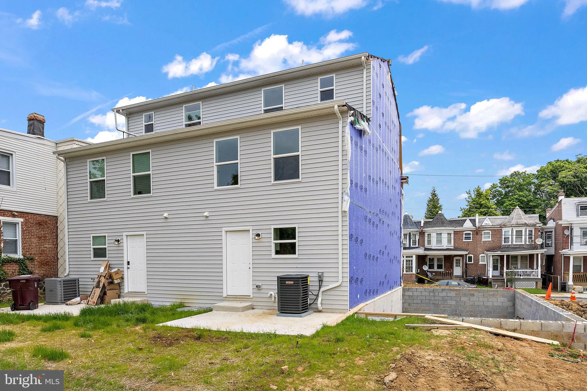 Wilmington, Delaware 19801, United States, 3 Bedrooms Bedrooms, ,3 BathroomsBathrooms,Residential,Pending,84391