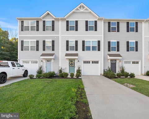 Townhouse For Sale - 129 Riley Street<br/> WILLIAMSTOWN, NJ 08094
