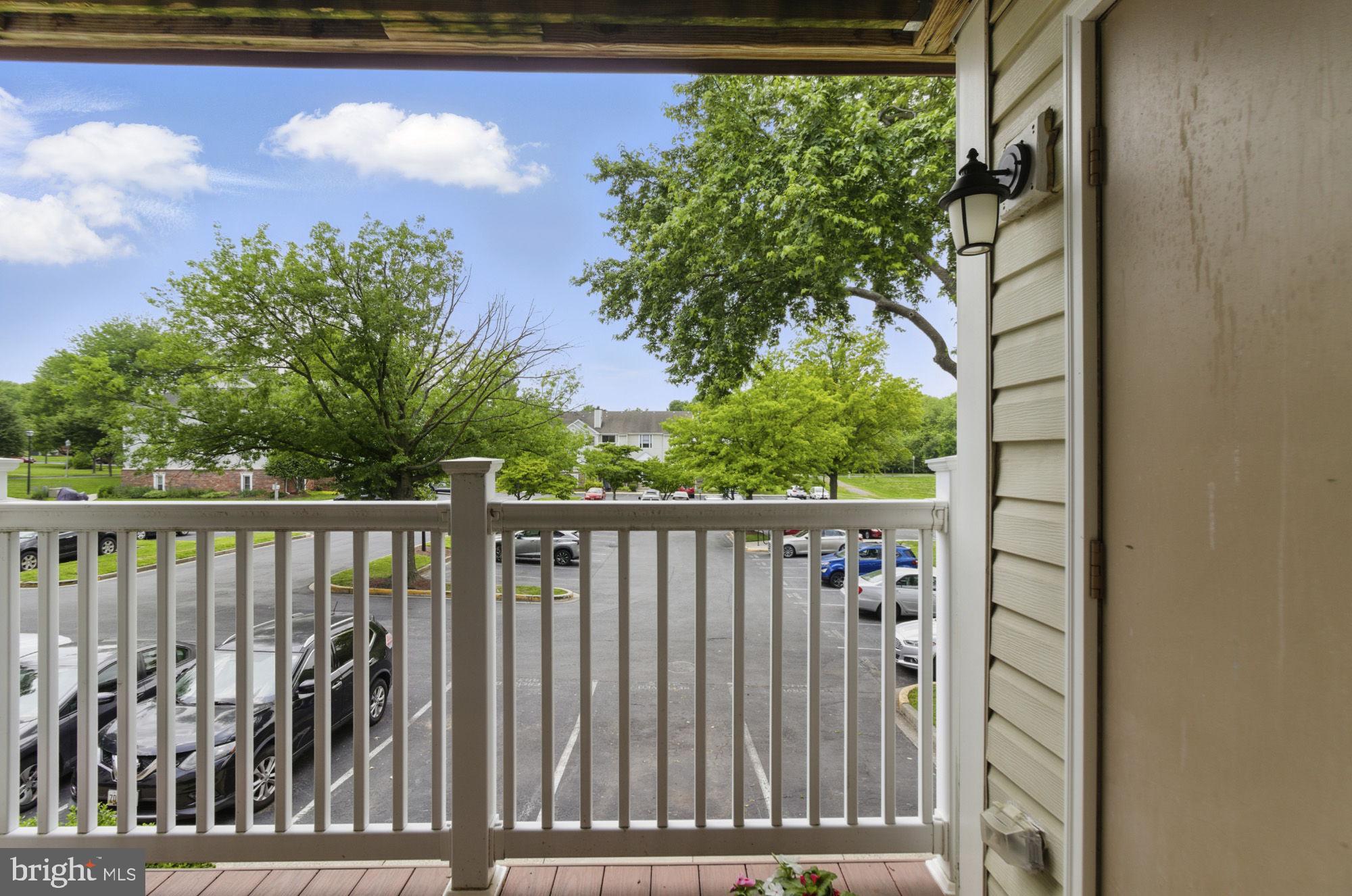 807 STRATFORD WAY E 1300E