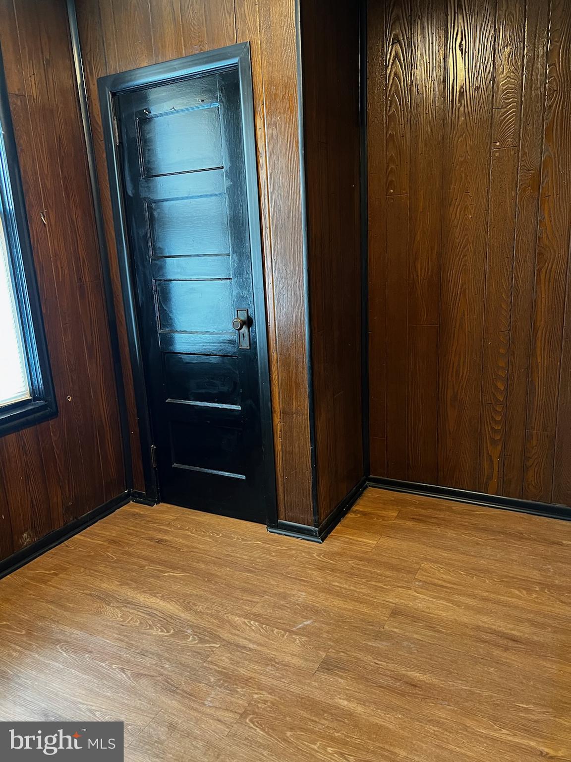 KENSINGTON - Residential