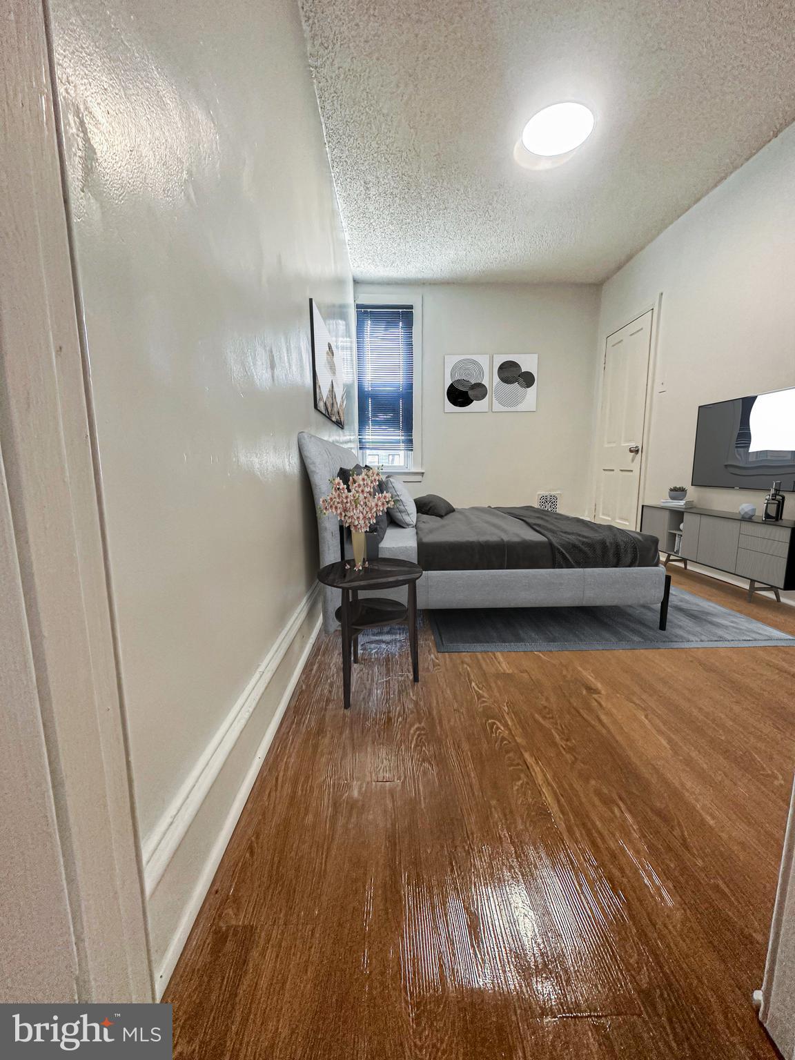 KENSINGTON - Residential