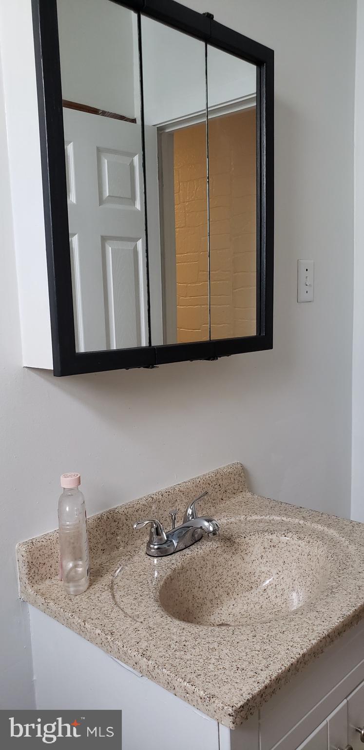 KENSINGTON - Residential