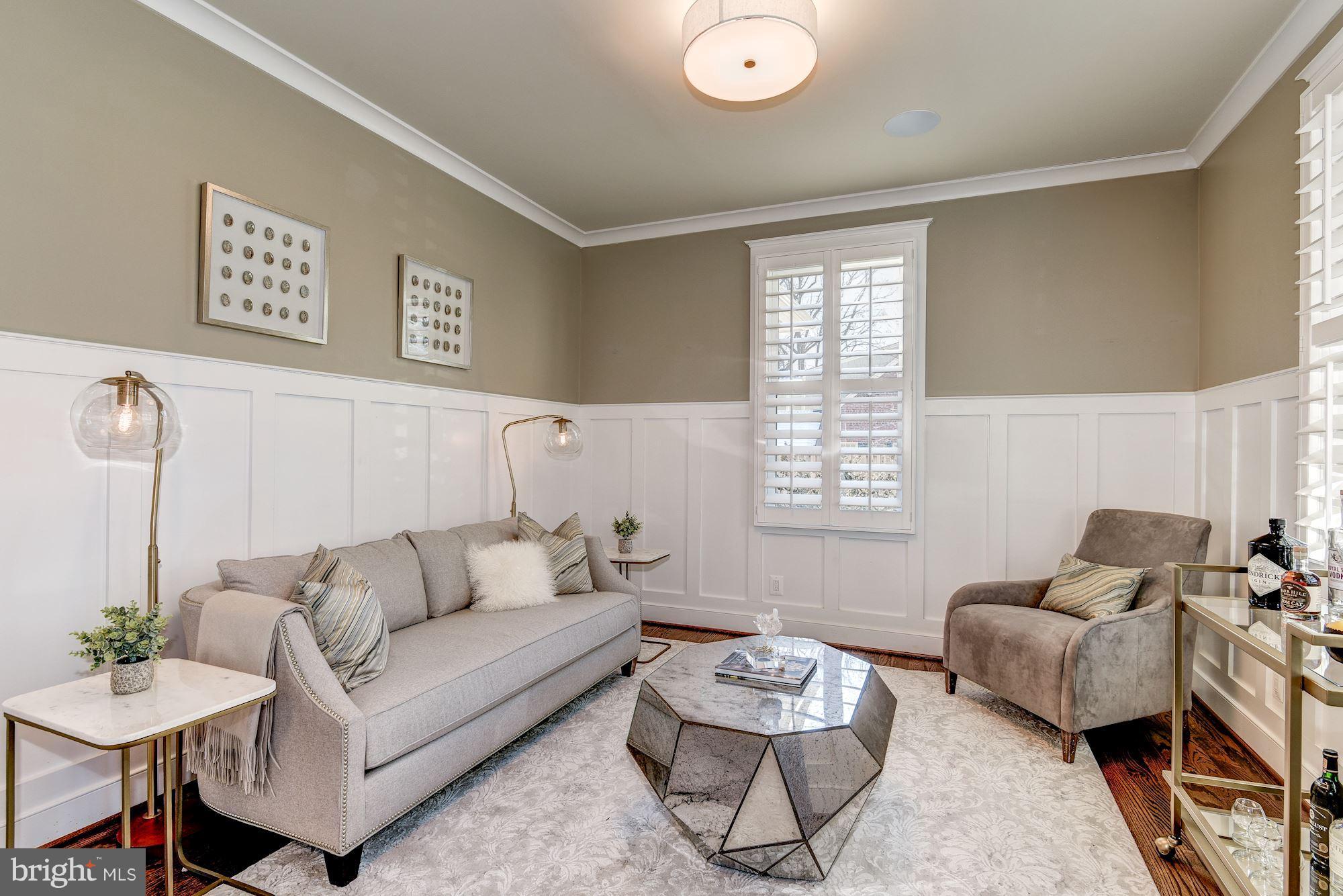 HILLWOOD - Residential