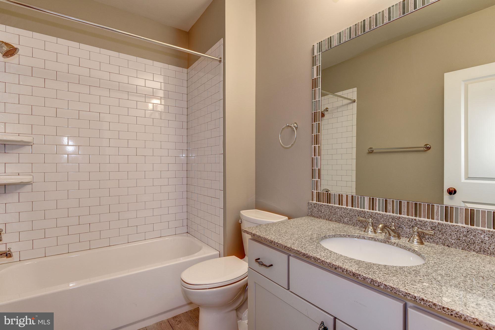 HILLWOOD - Residential